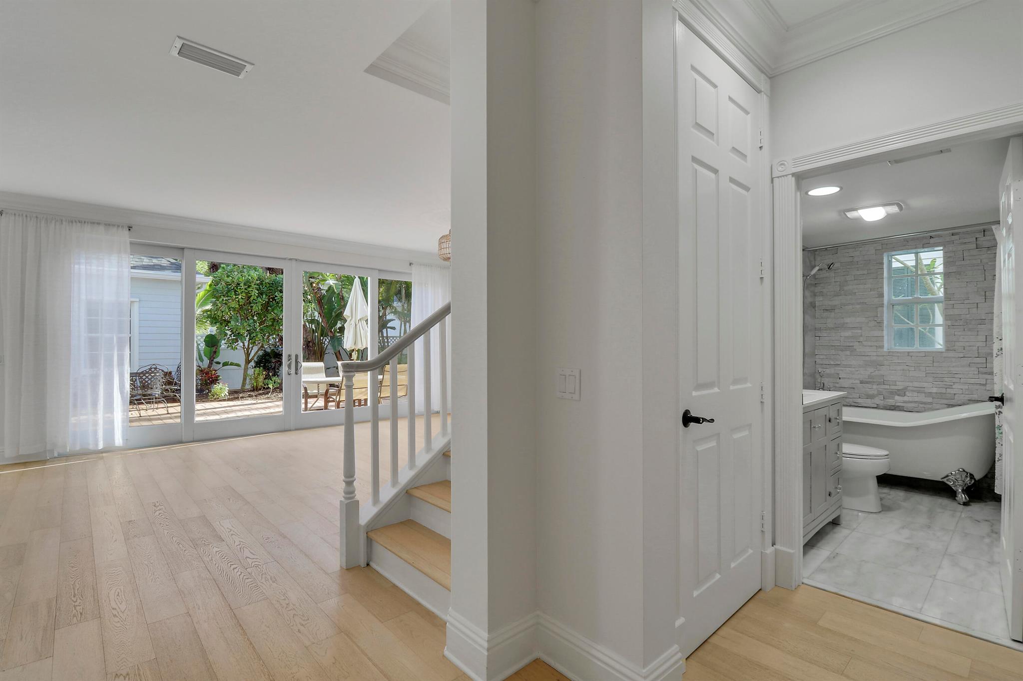 329 Sweet Bay Circle