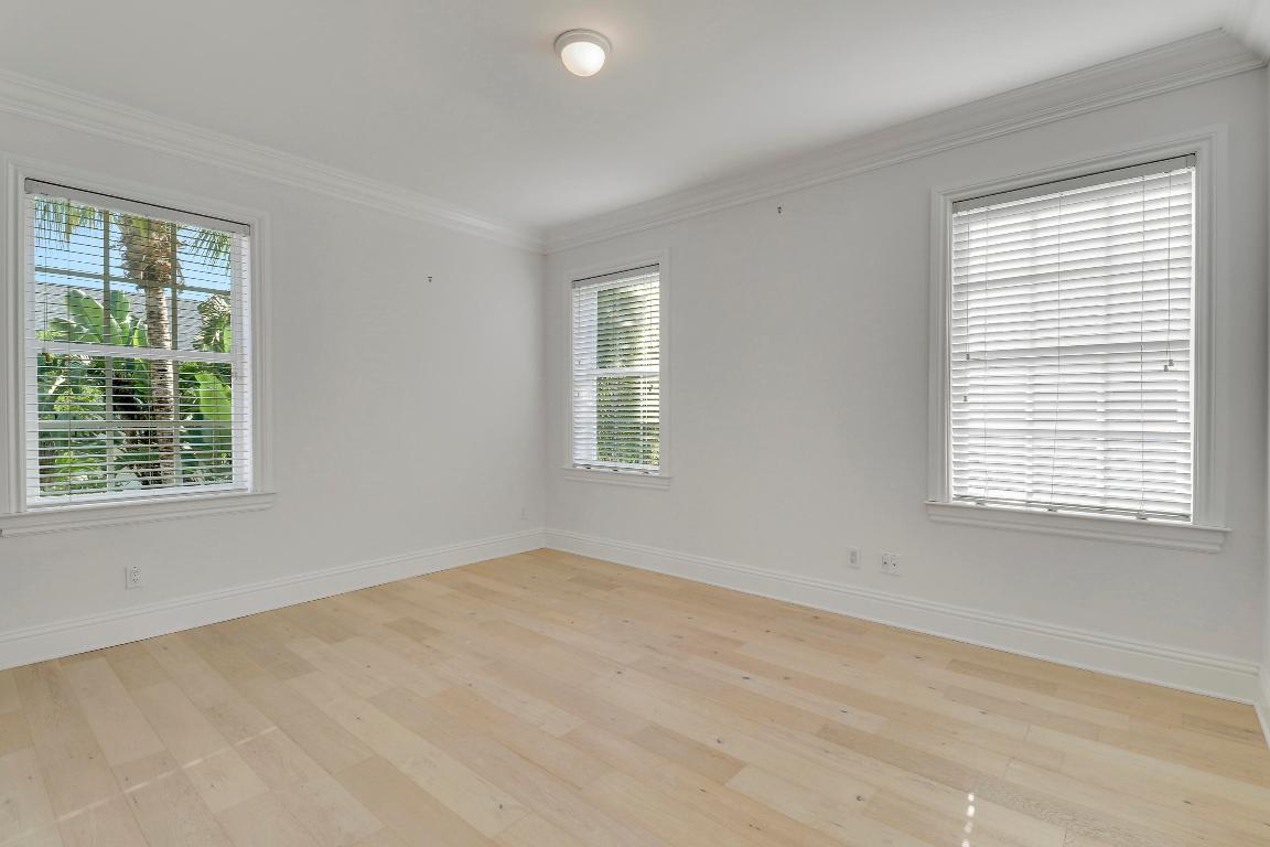 329 Sweet Bay Circle