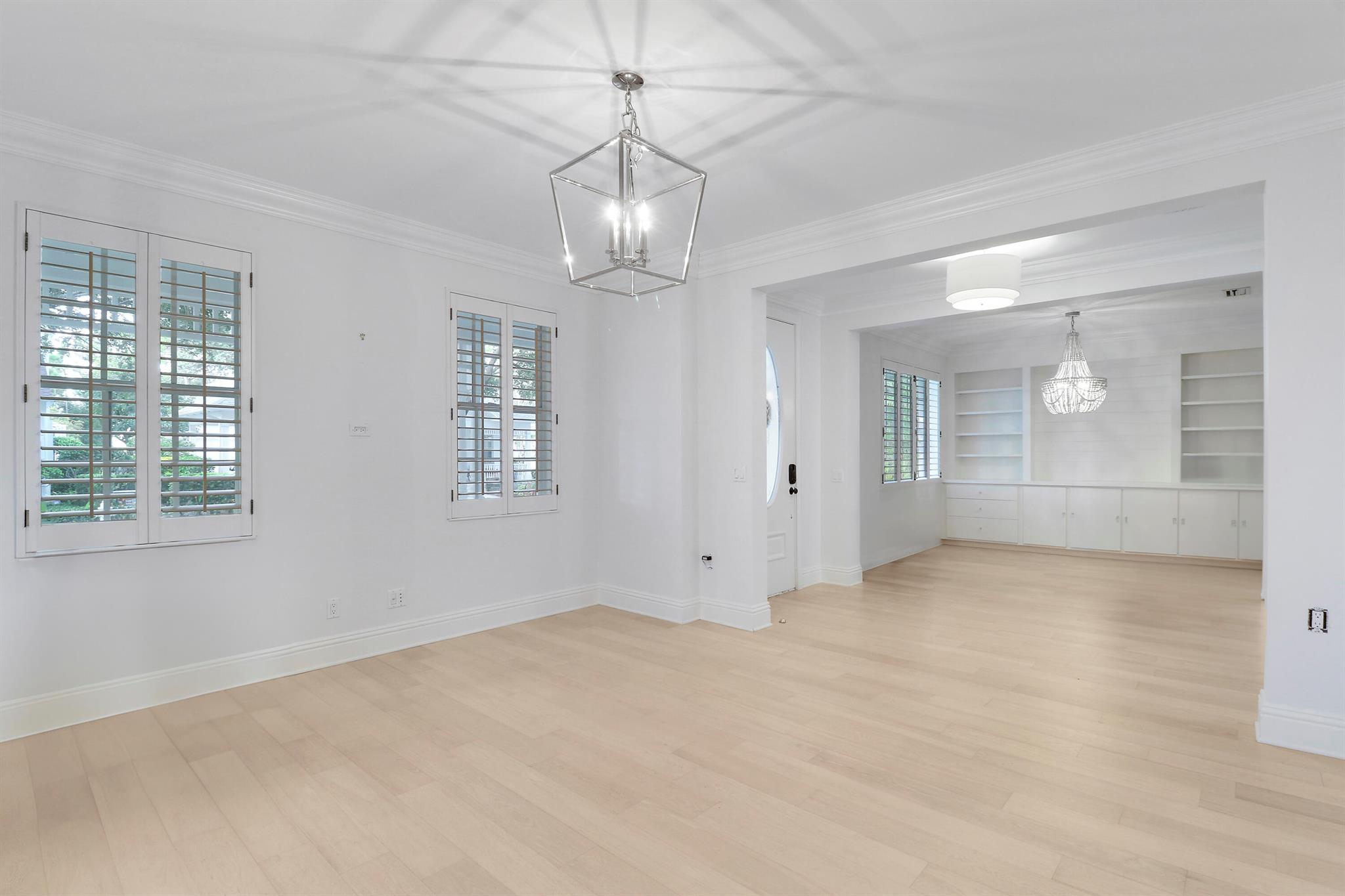 329 Sweet Bay Circle