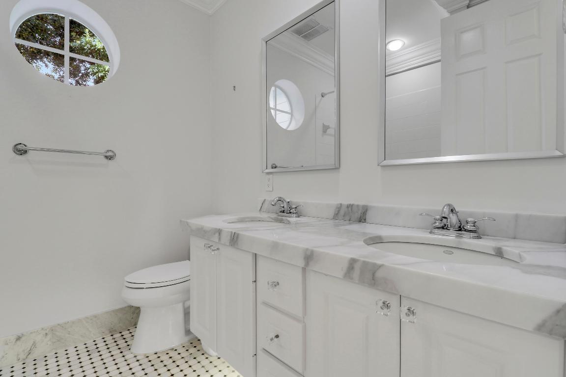 329 Sweet Bay Circle