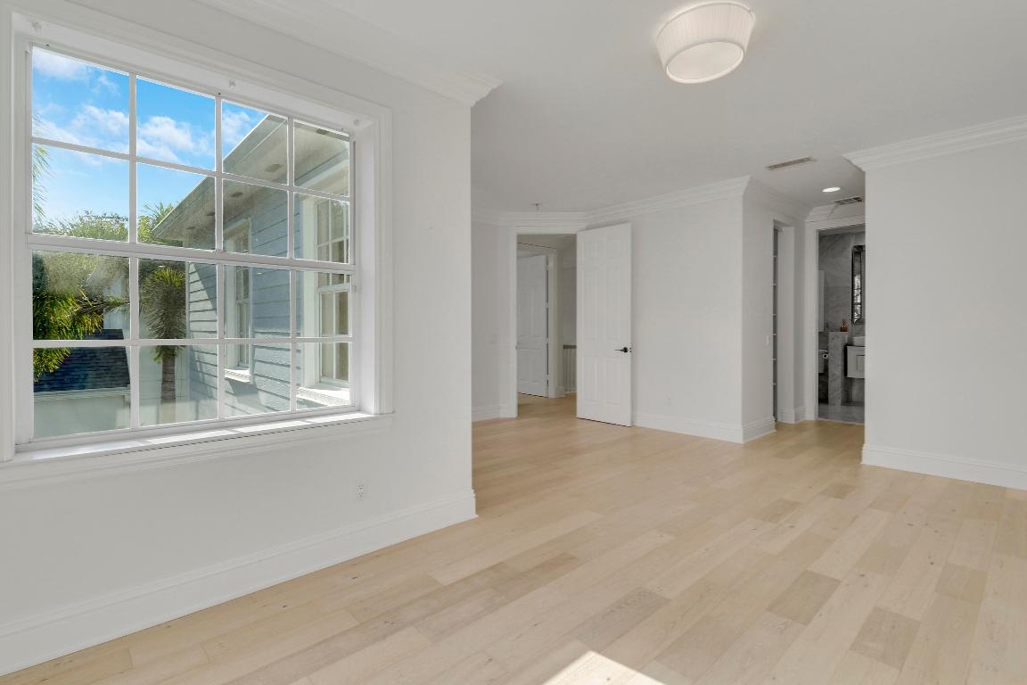 329 Sweet Bay Circle