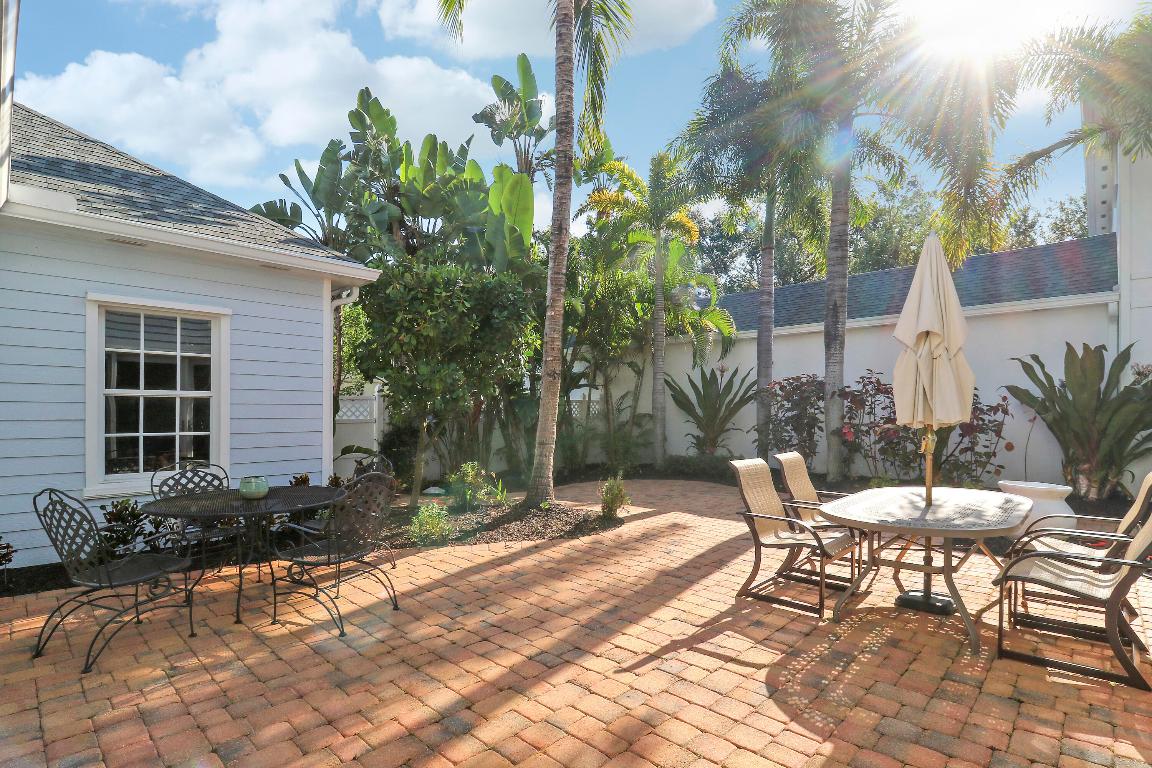 329 Sweet Bay Circle