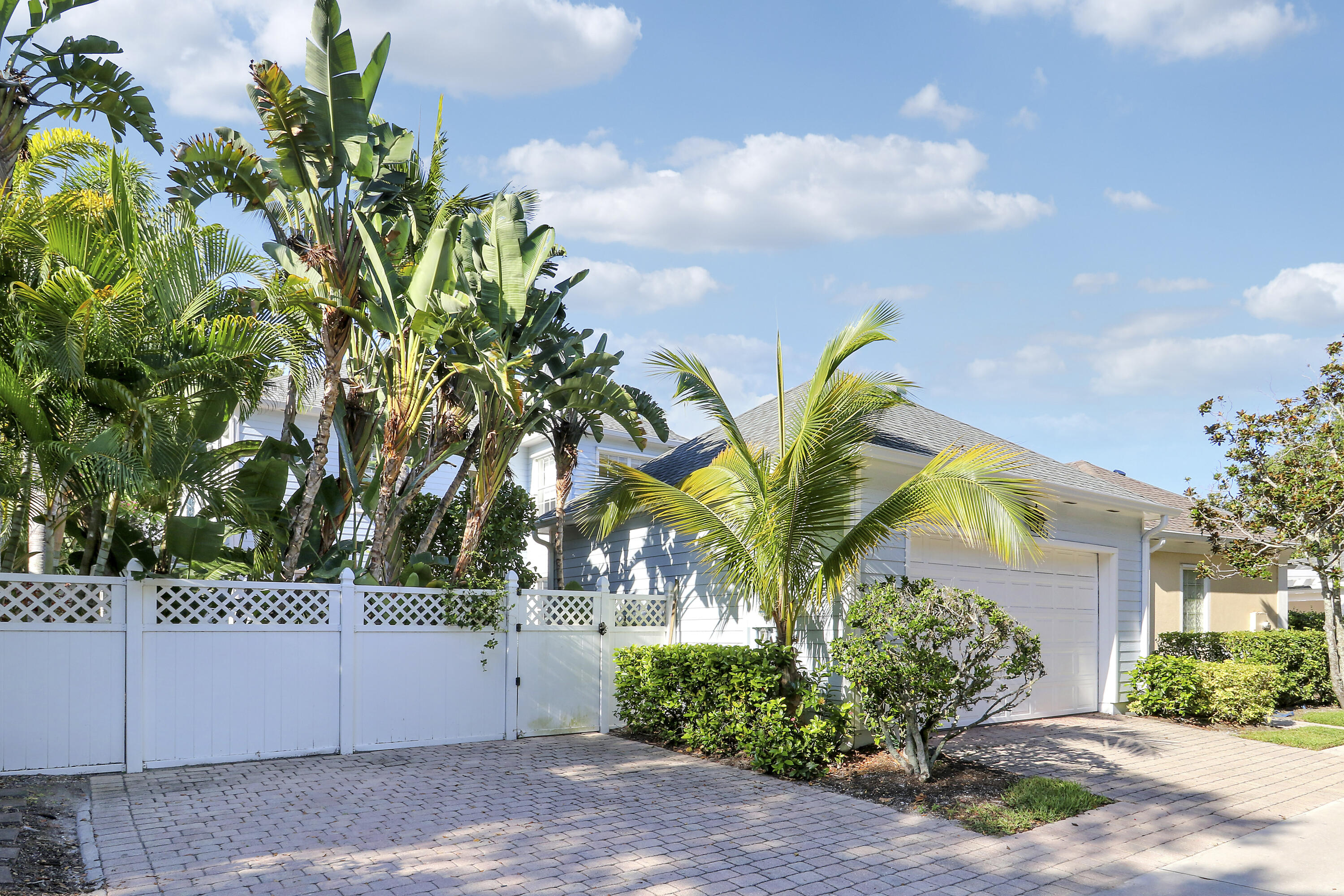 329 Sweet Bay Circle