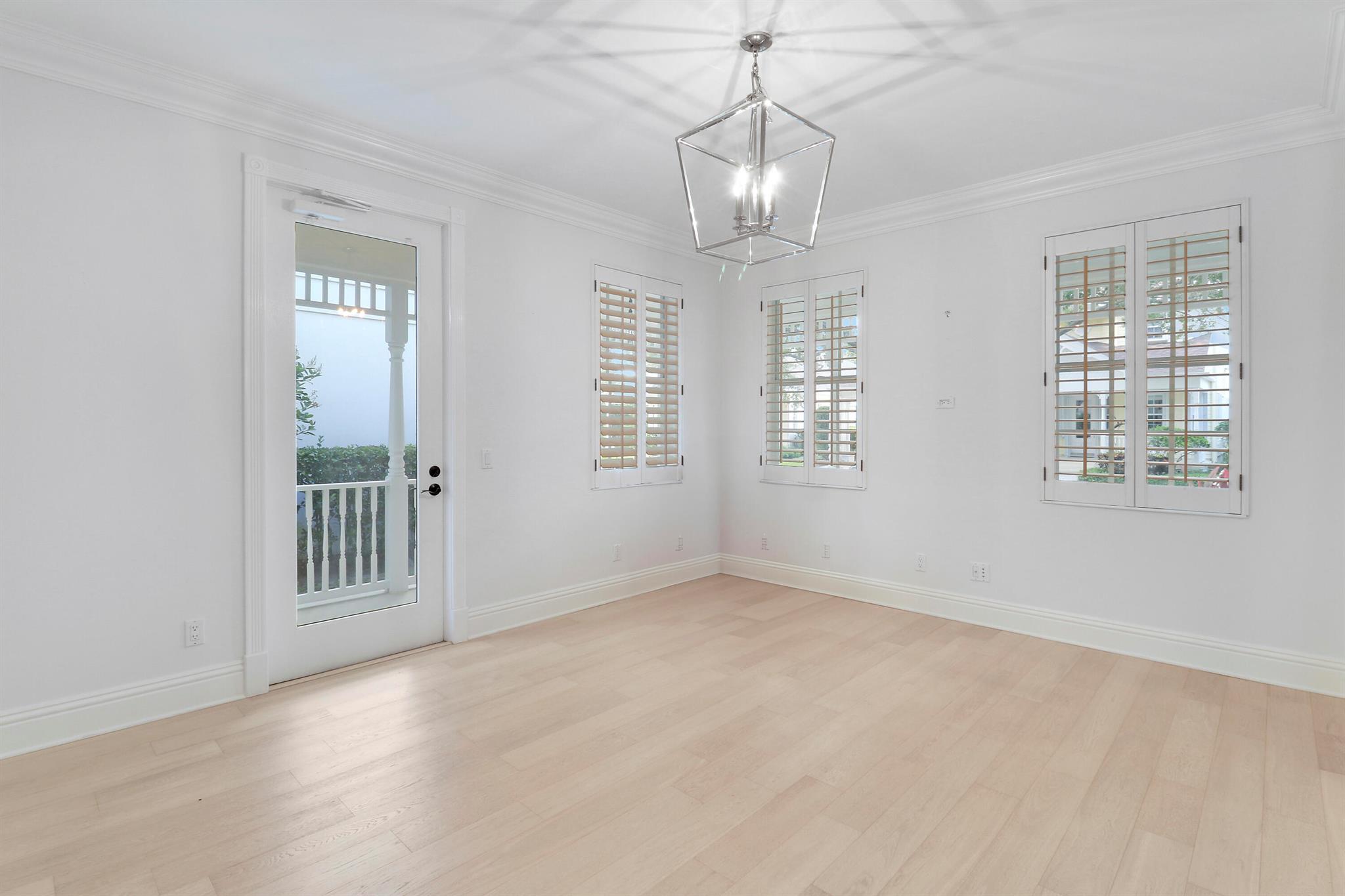 329 Sweet Bay Circle