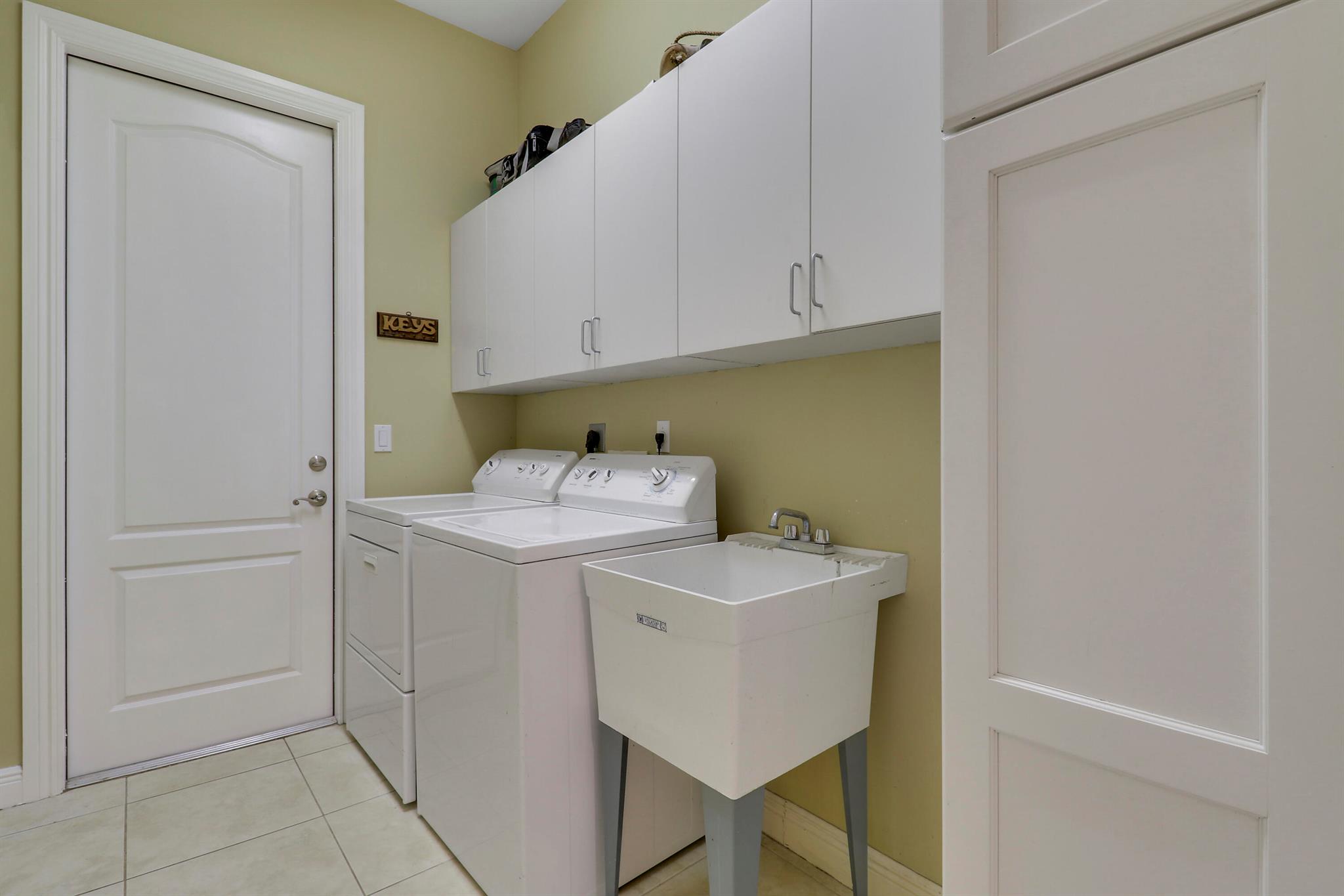 4601 Windswept Pines Court