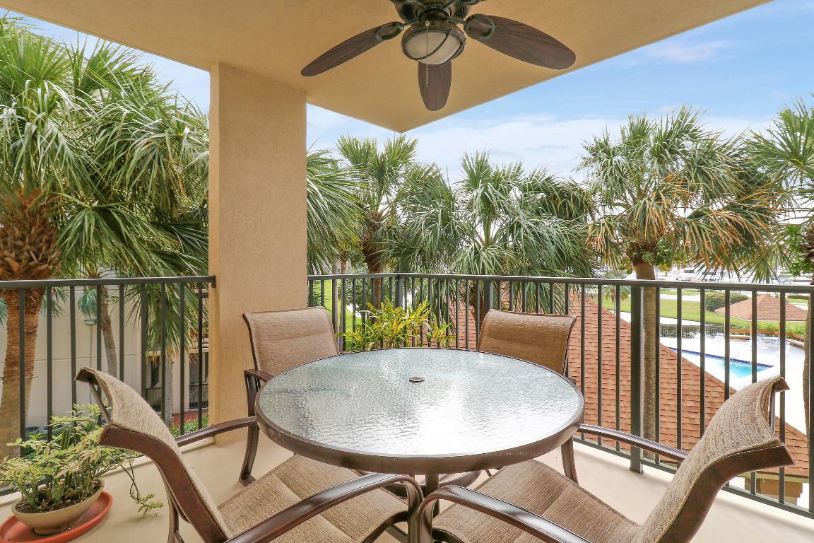 601 Seafarer Circle 301