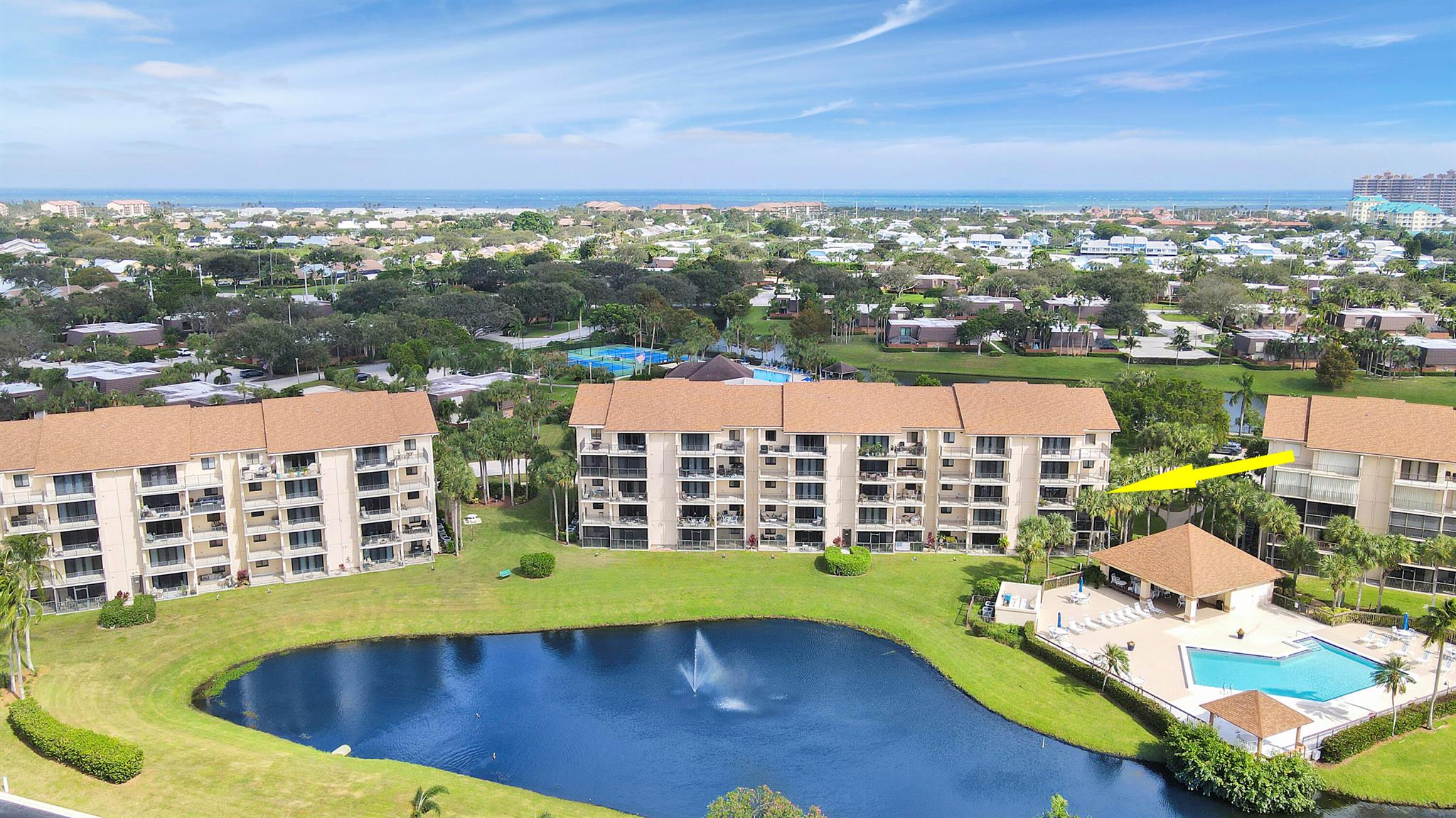 601 Seafarer Circle 301