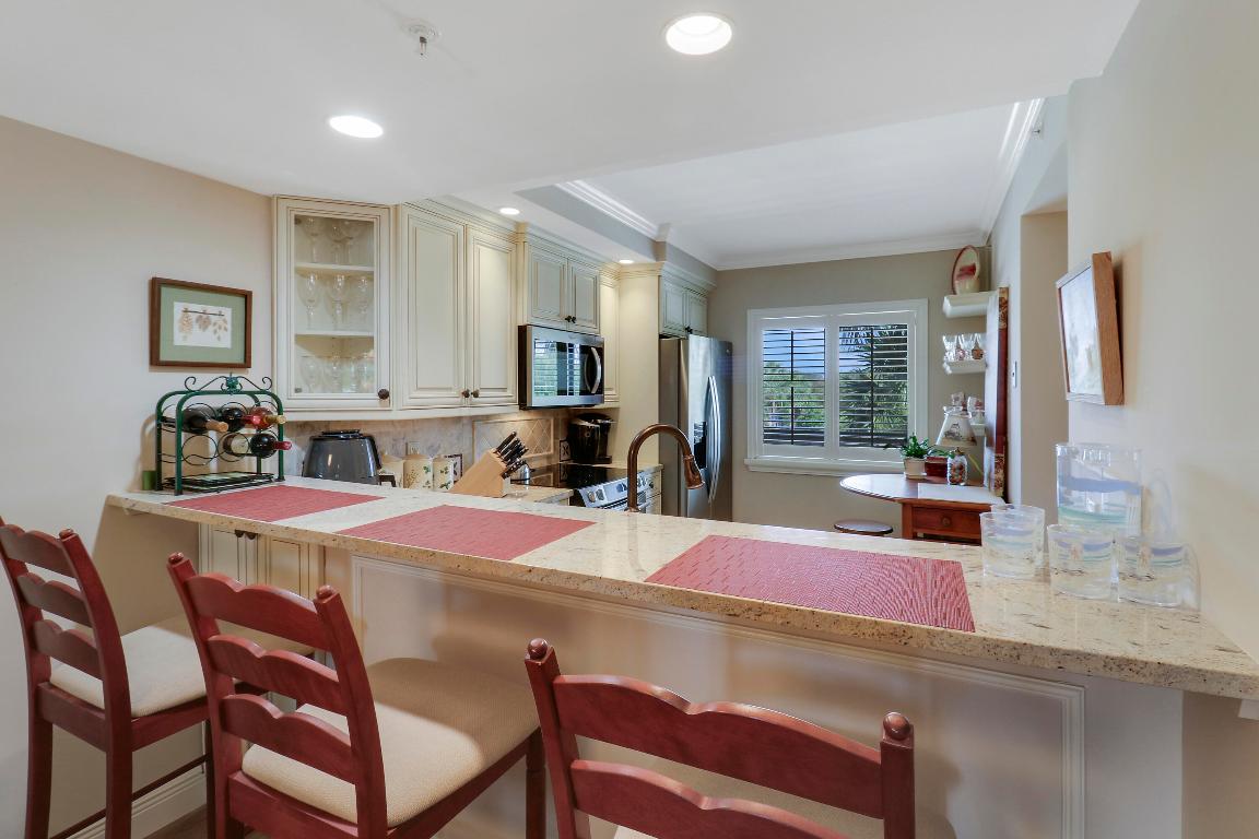 601 Seafarer Circle 301