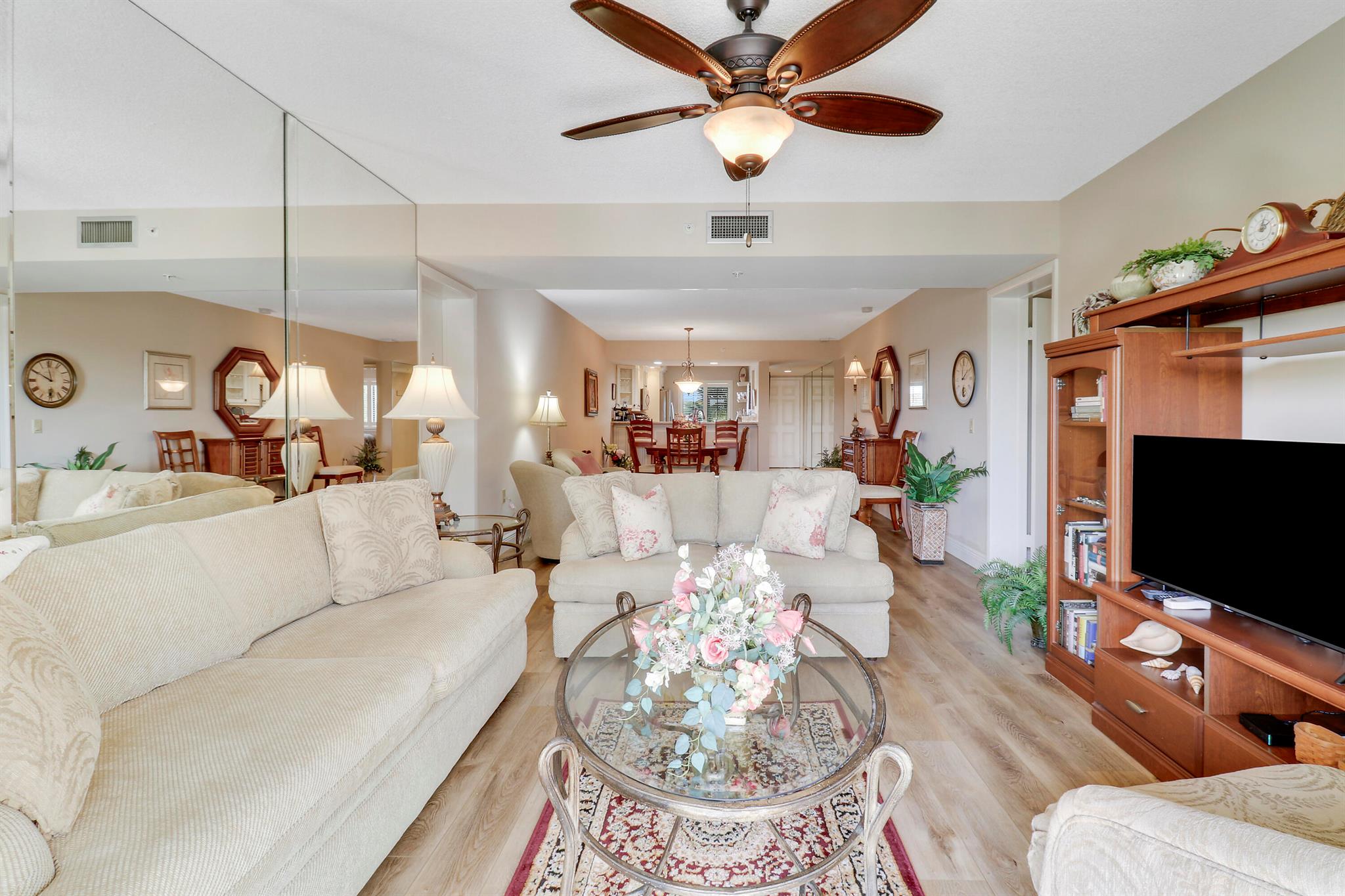 601 Seafarer Circle 301