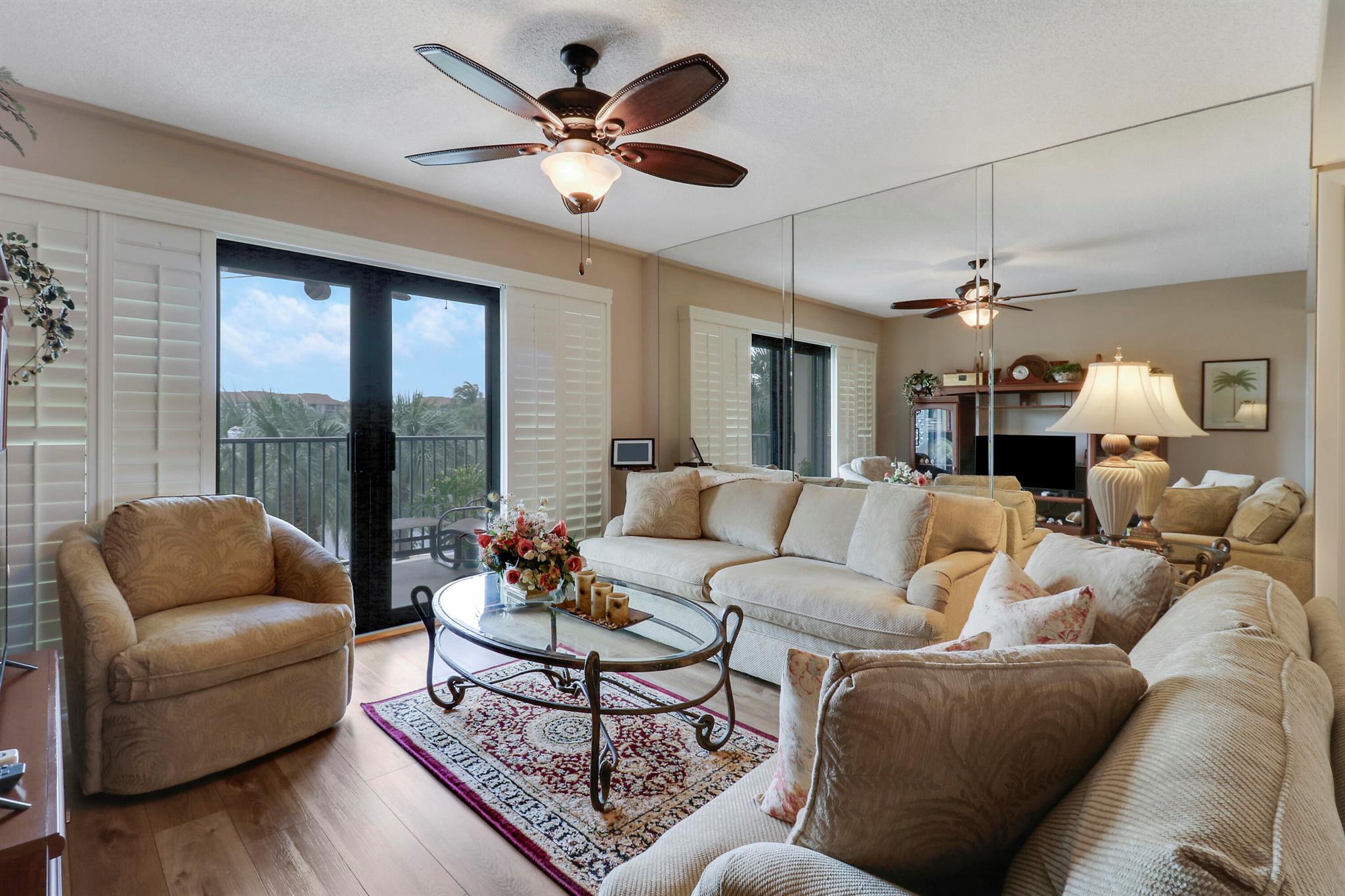 601 Seafarer Circle 301