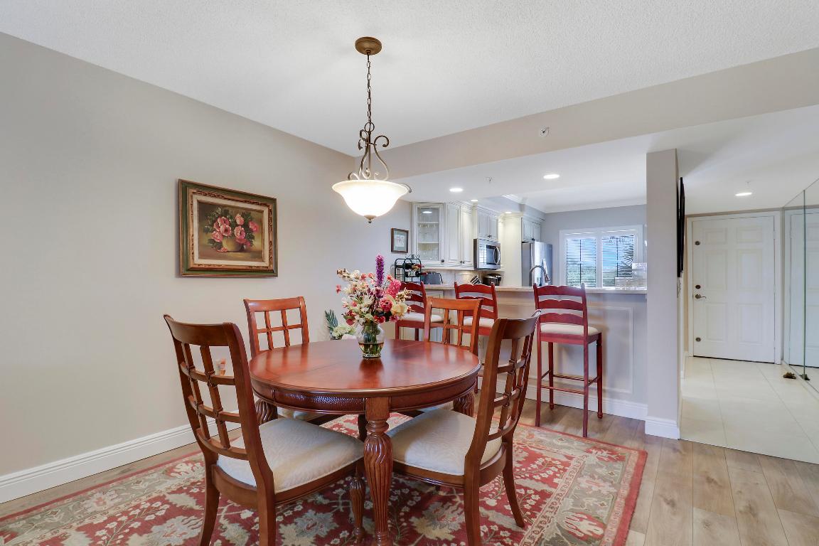 601 Seafarer Circle 301