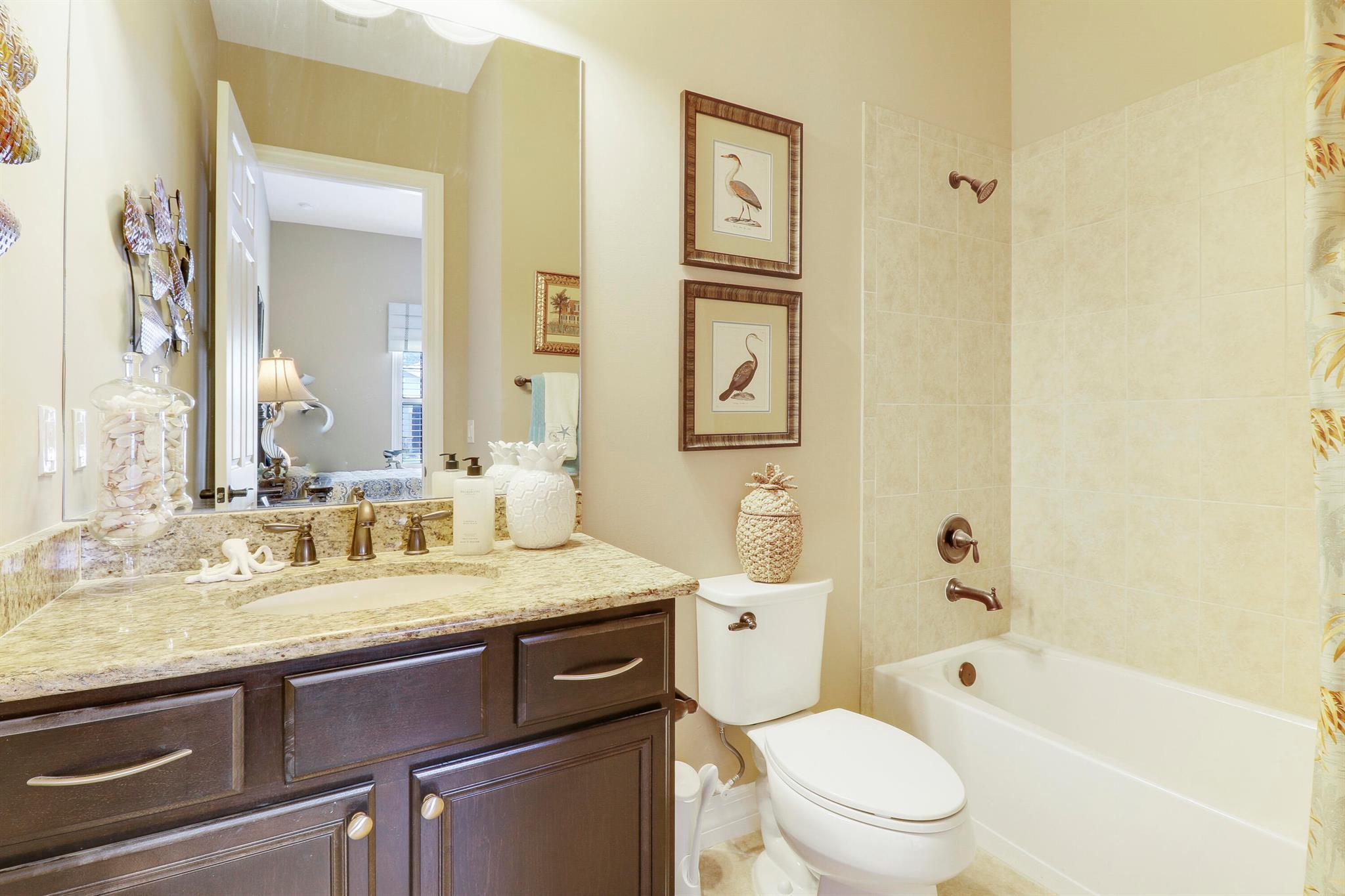 4885 SW Gossamer Circle