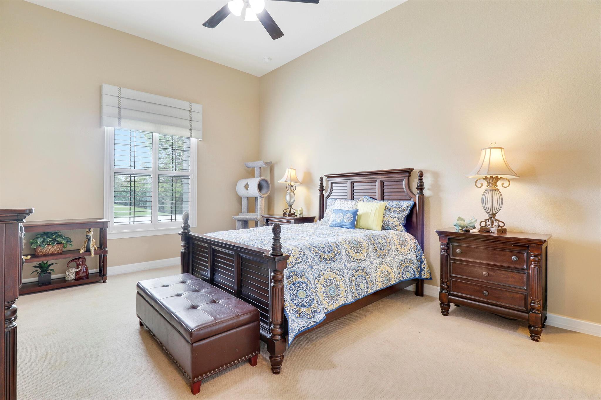 4885 SW Gossamer Circle