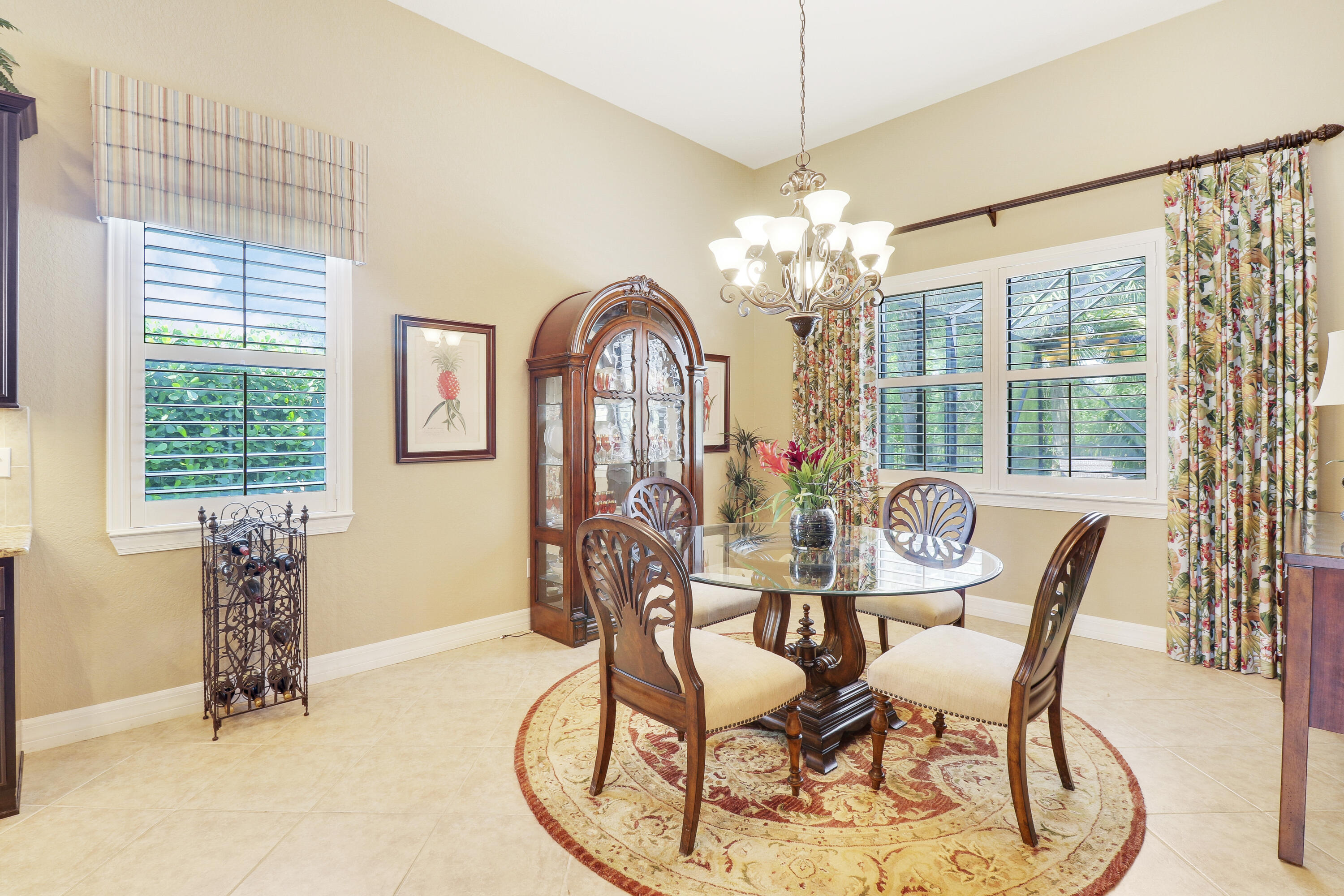 4885 SW Gossamer Circle