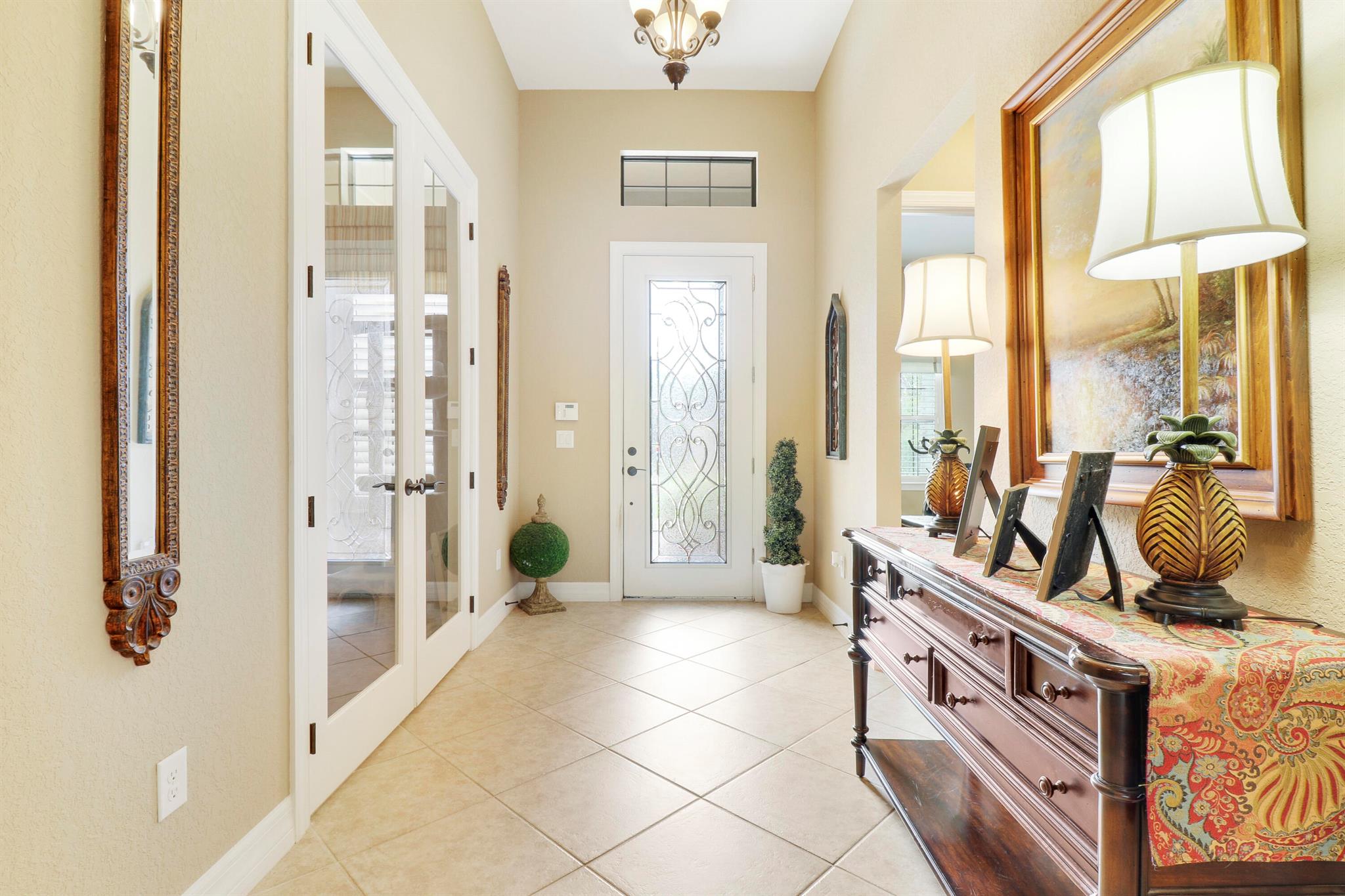 4885 SW Gossamer Circle