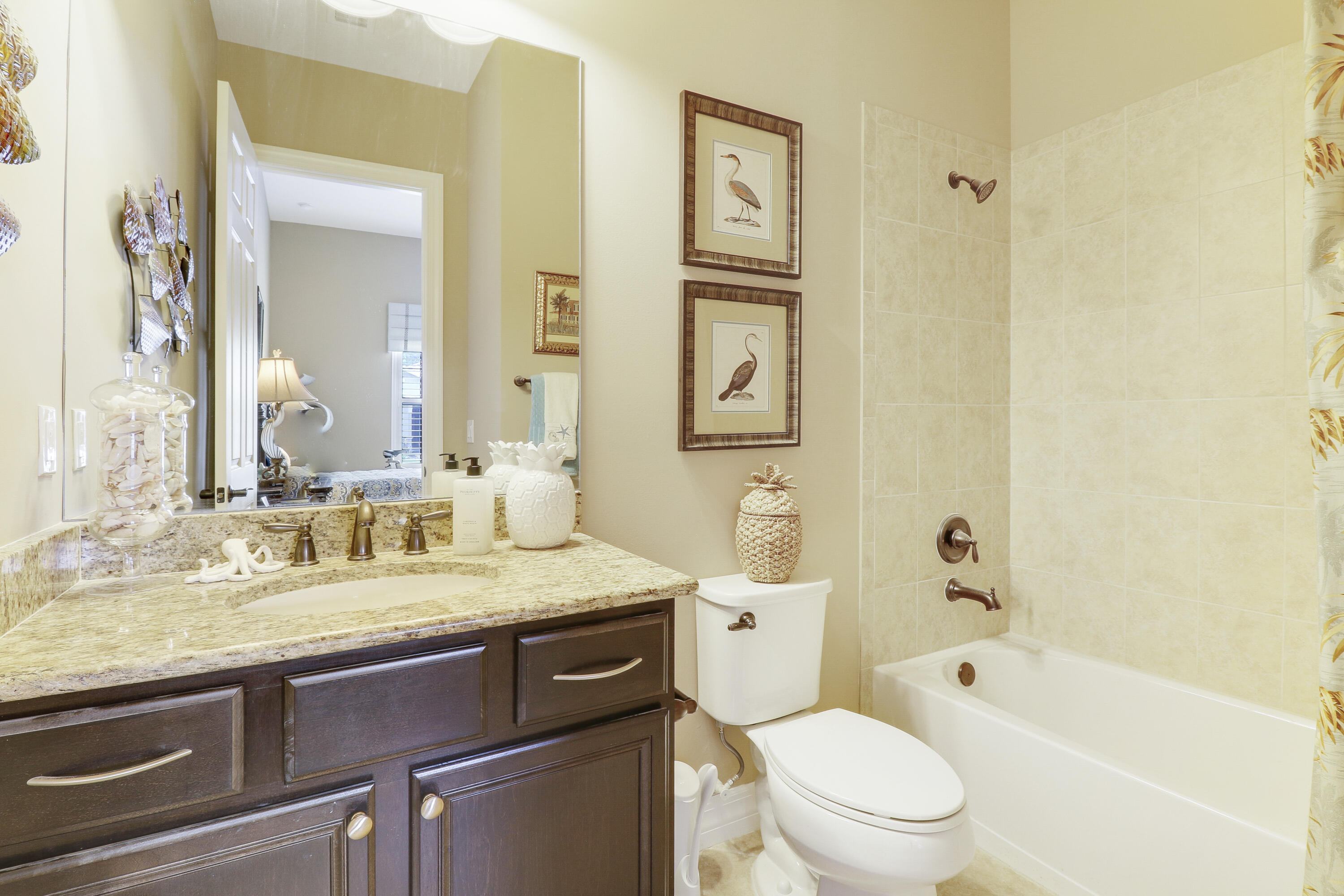 4885 SW Gossamer Circle