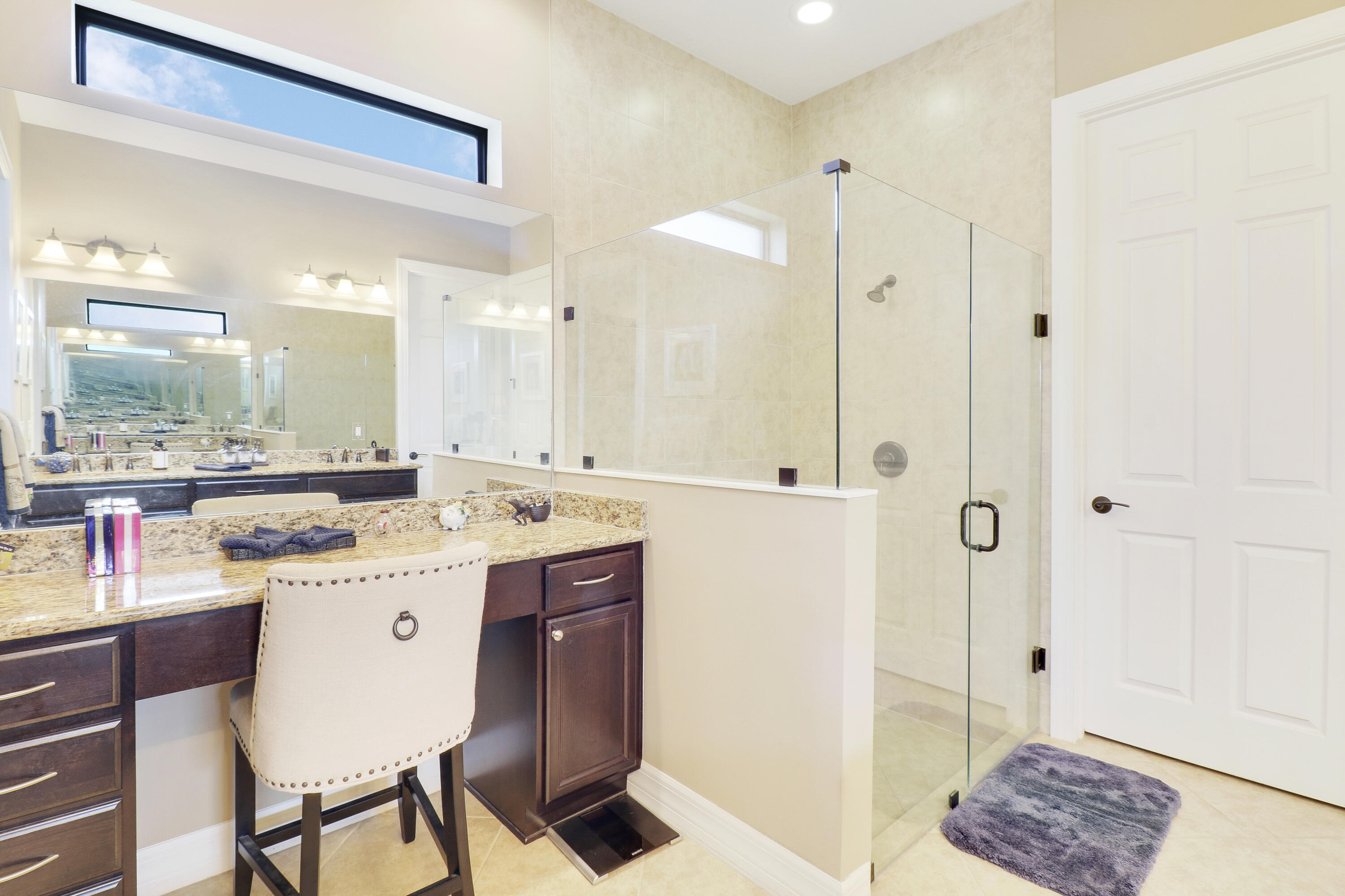 4885 SW Gossamer Circle