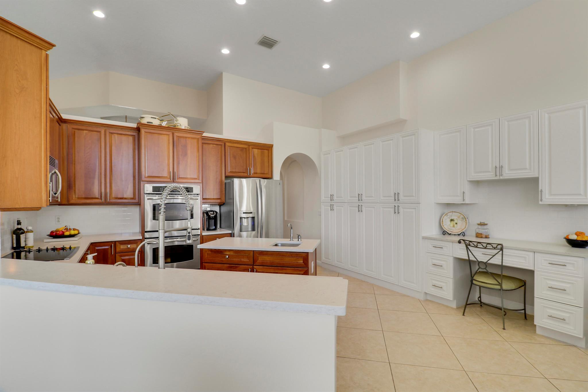 660 SW Yacht Basin Way