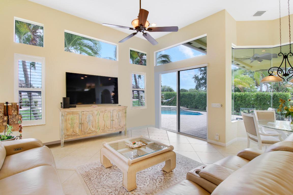 660 SW Yacht Basin Way