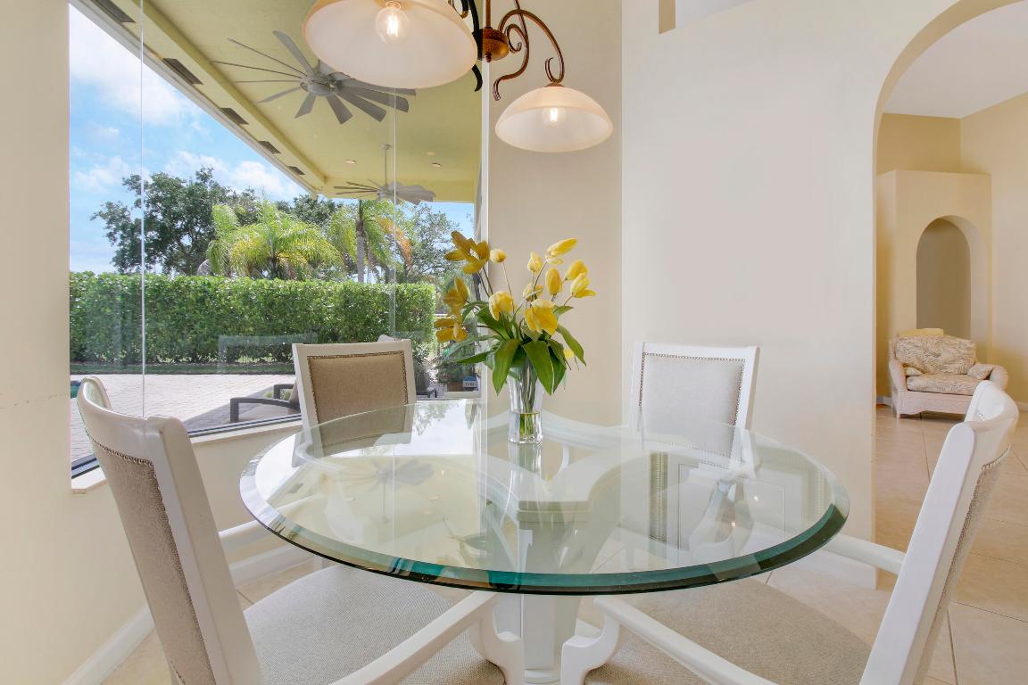 660 SW Yacht Basin Way