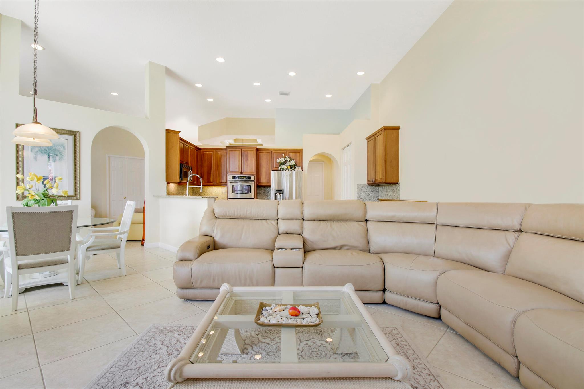 660 SW Yacht Basin Way