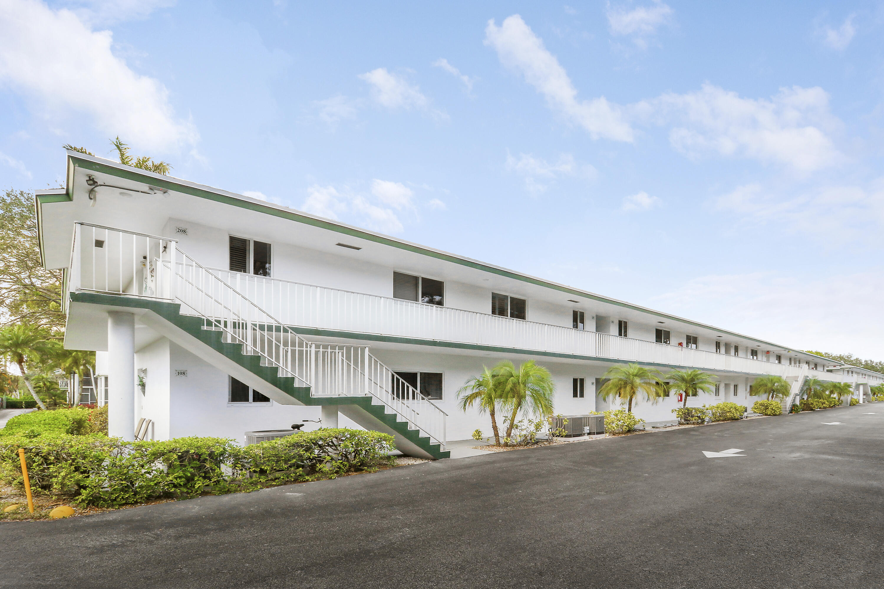 1 Garden Street 207l