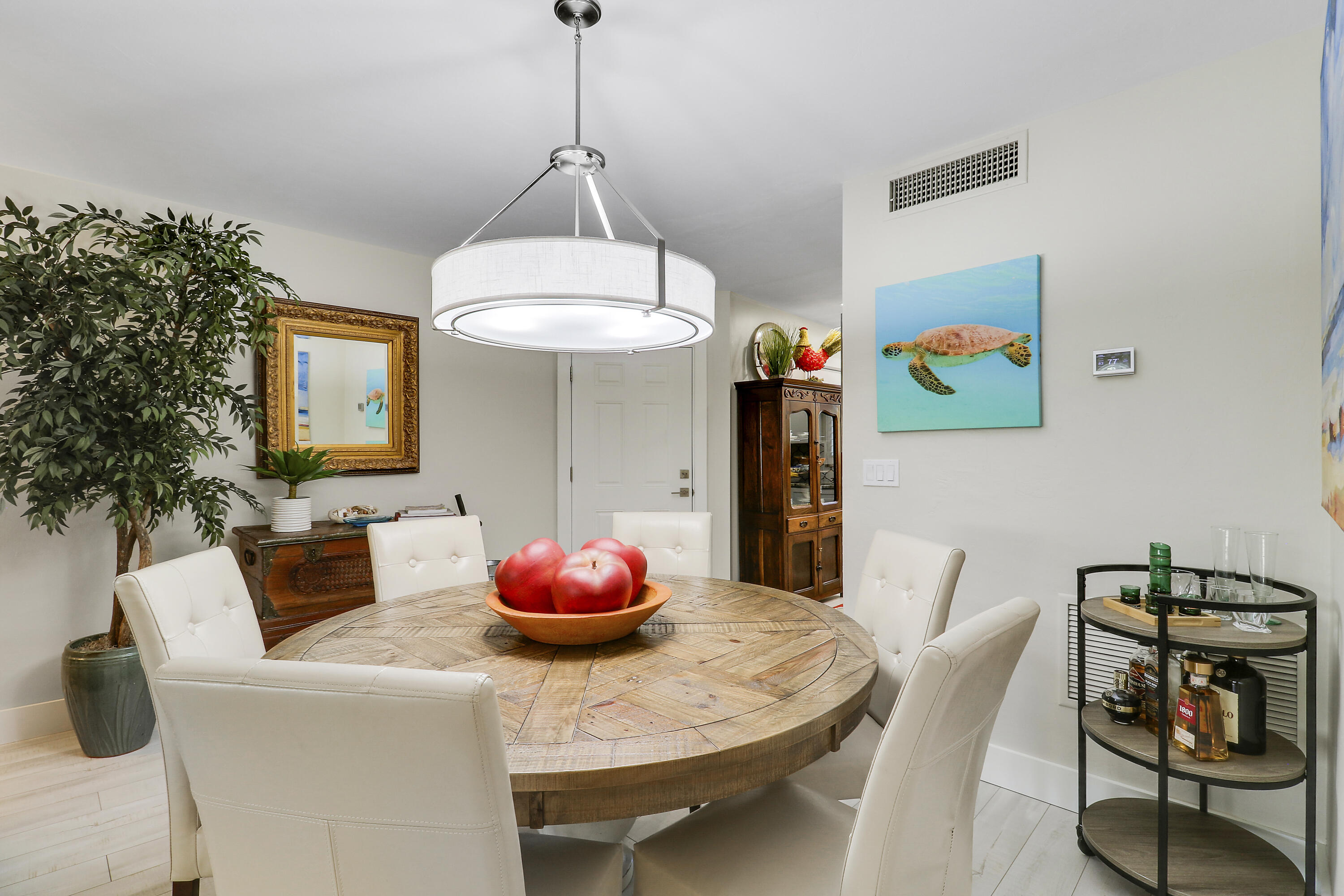 1 Garden Street 207
