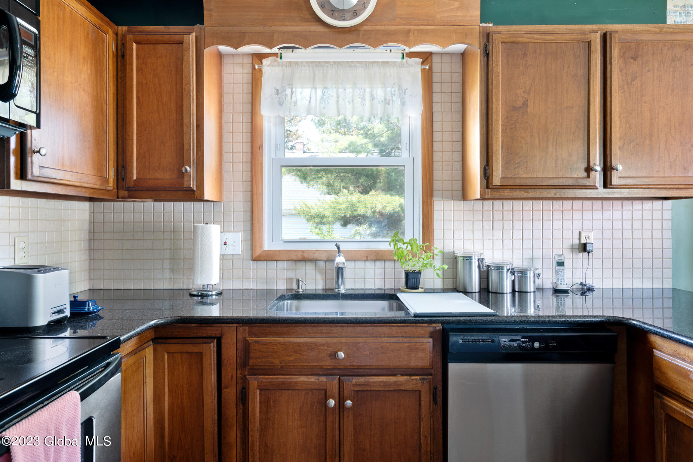 1740 Van Cortland Street