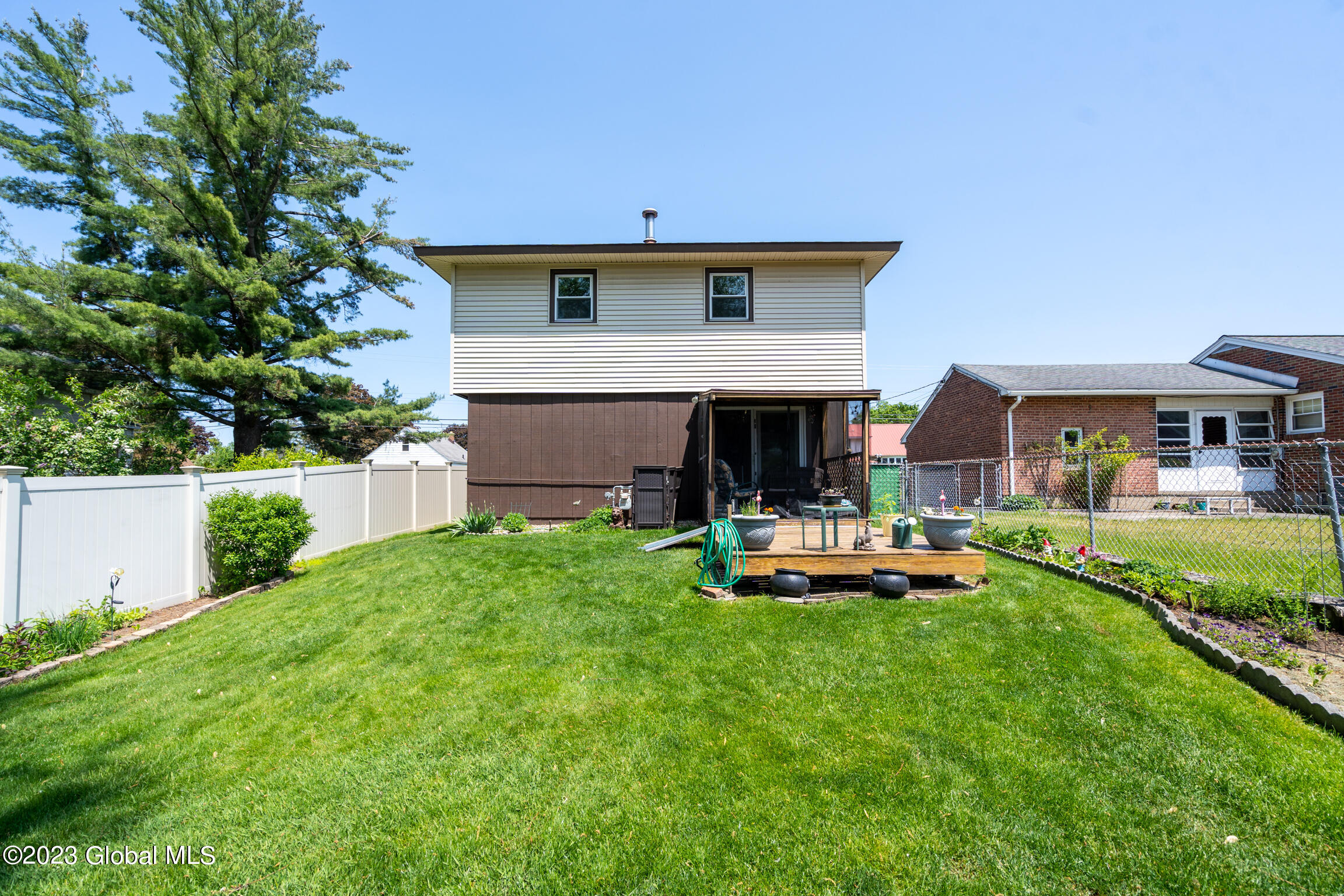 1740 Van Cortland Street