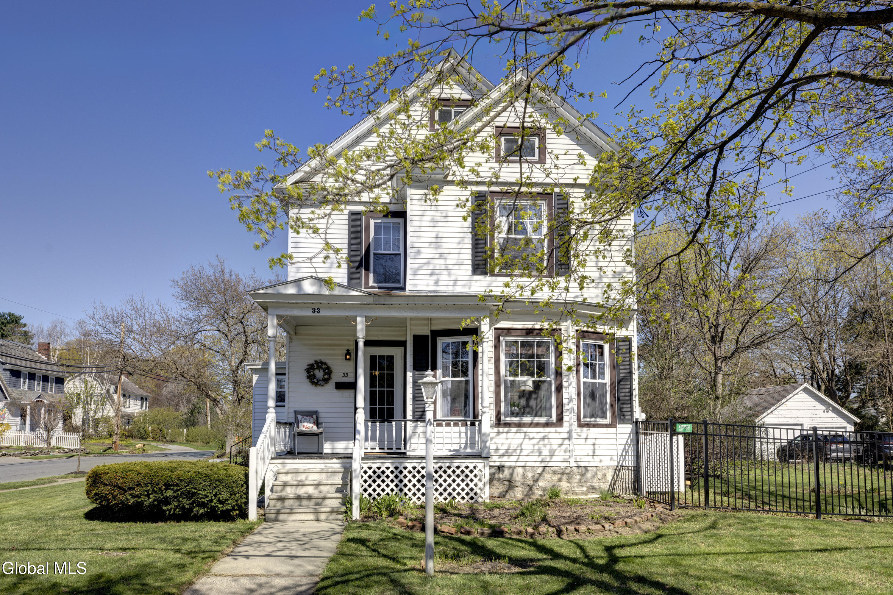 33 Sheridan Street