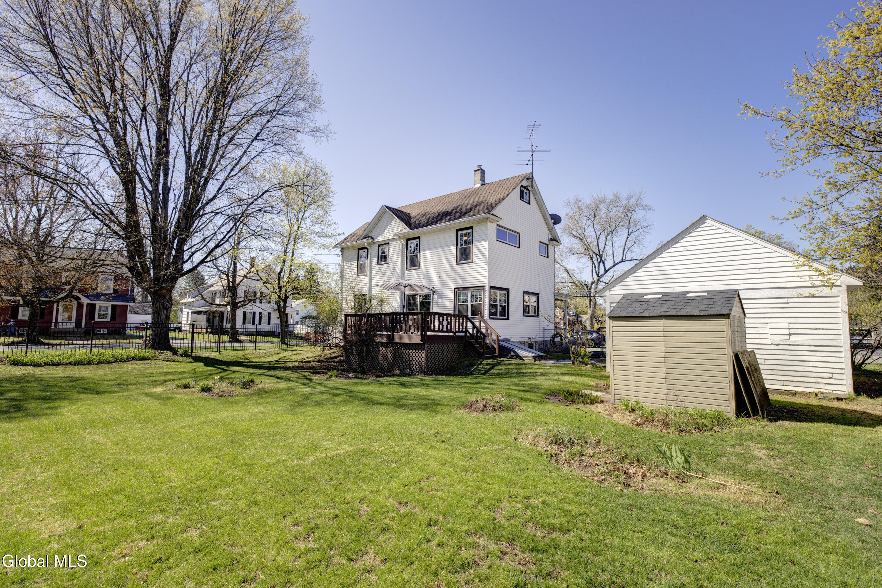 33 Sheridan Street