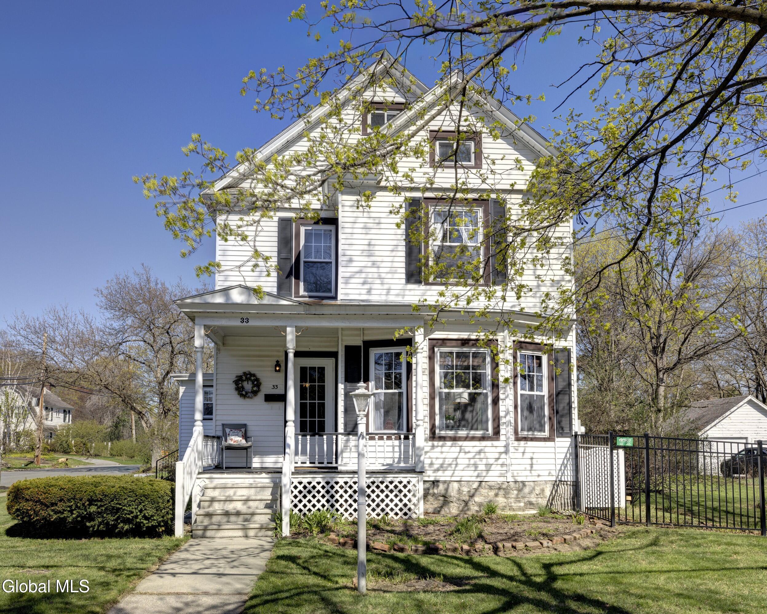 33 Sheridan Street