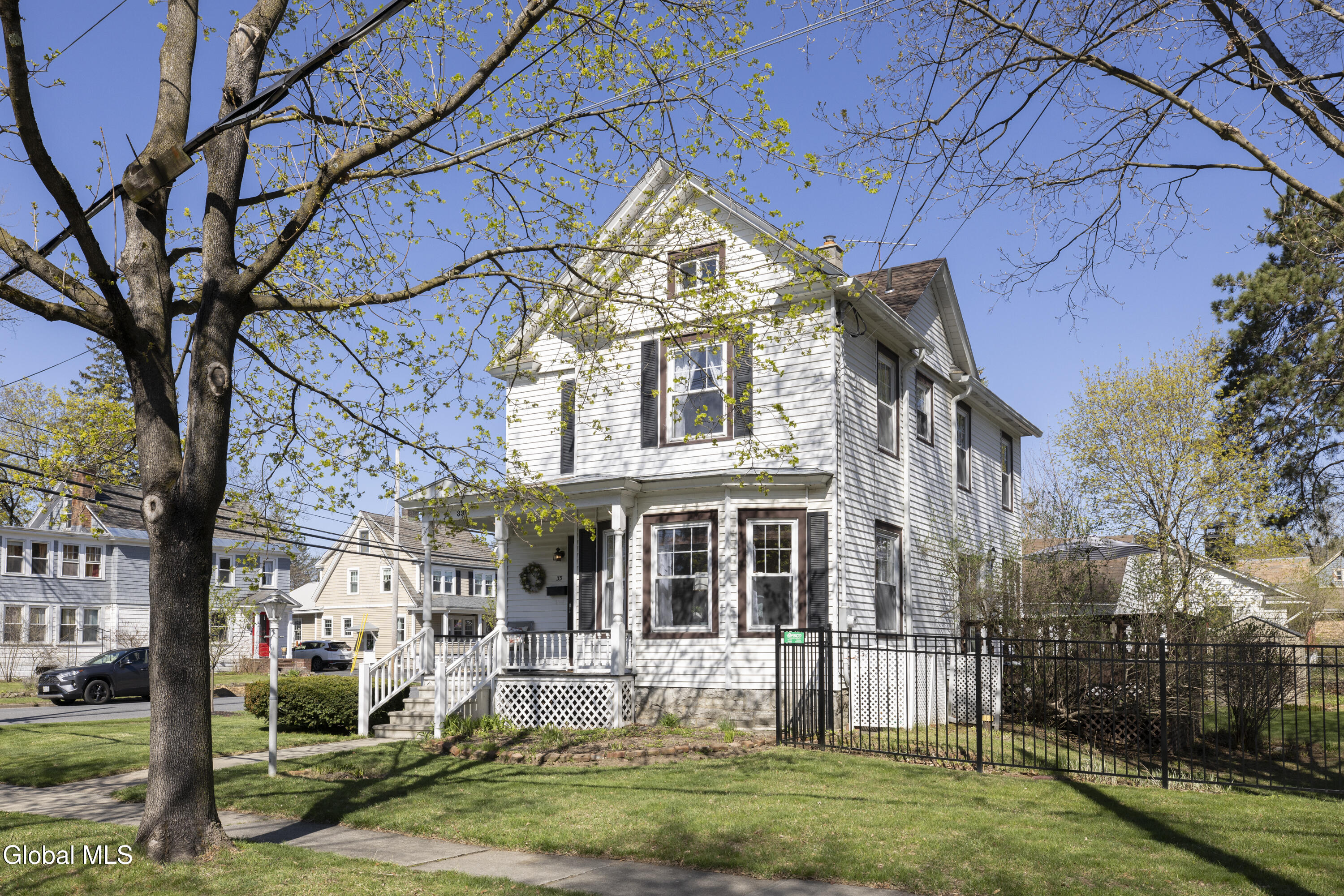 33 Sheridan Street