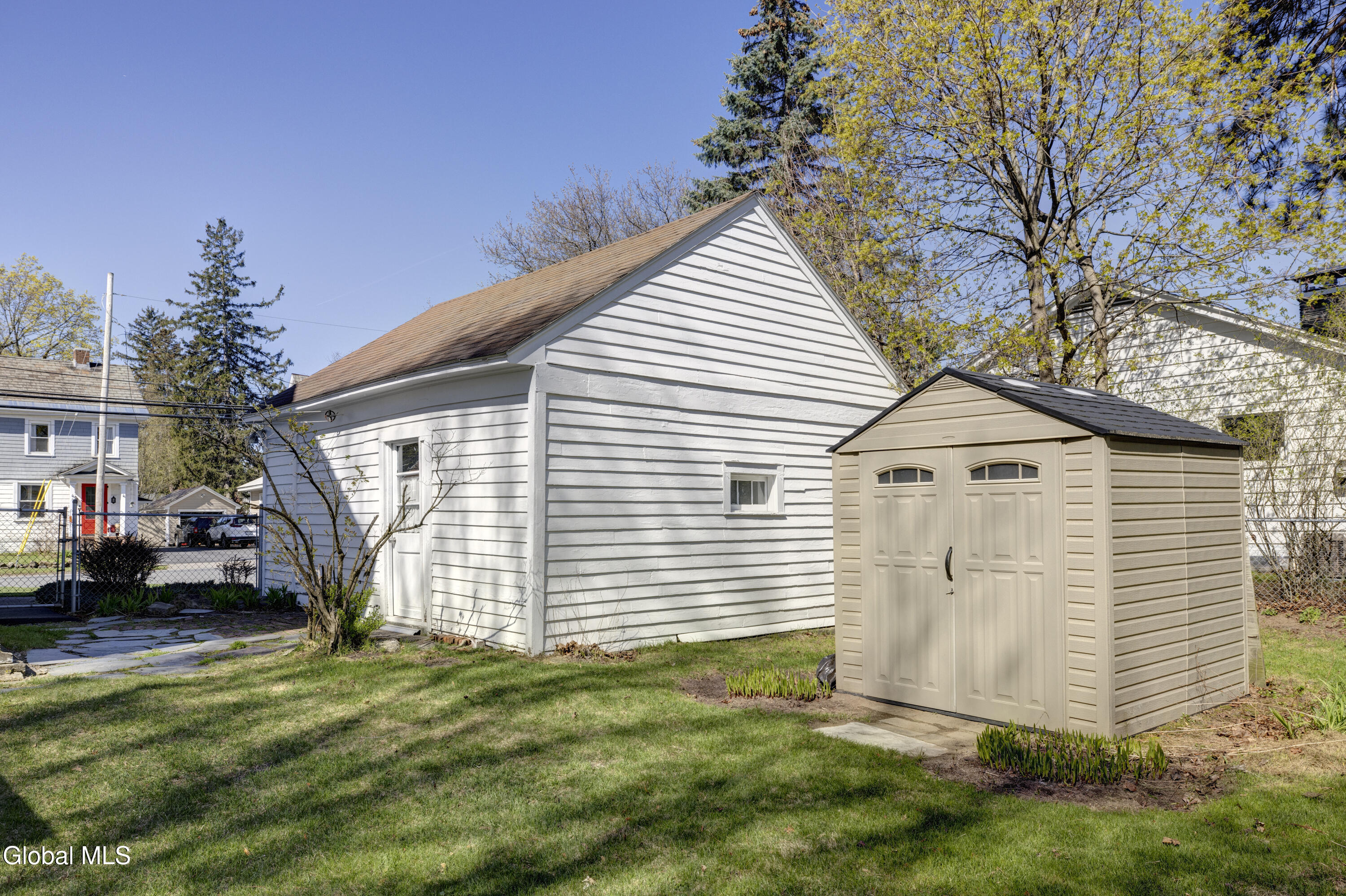 33 Sheridan Street