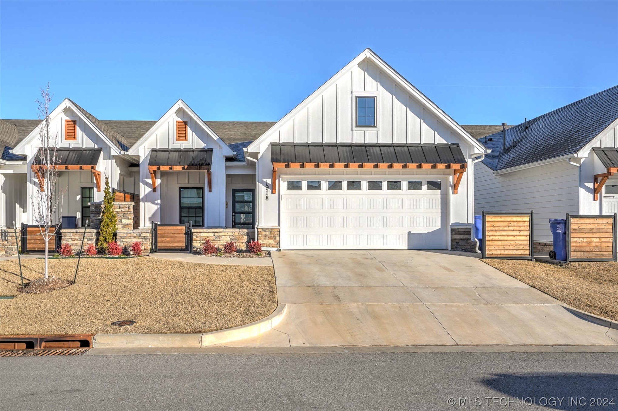 1918 W Imperial Street