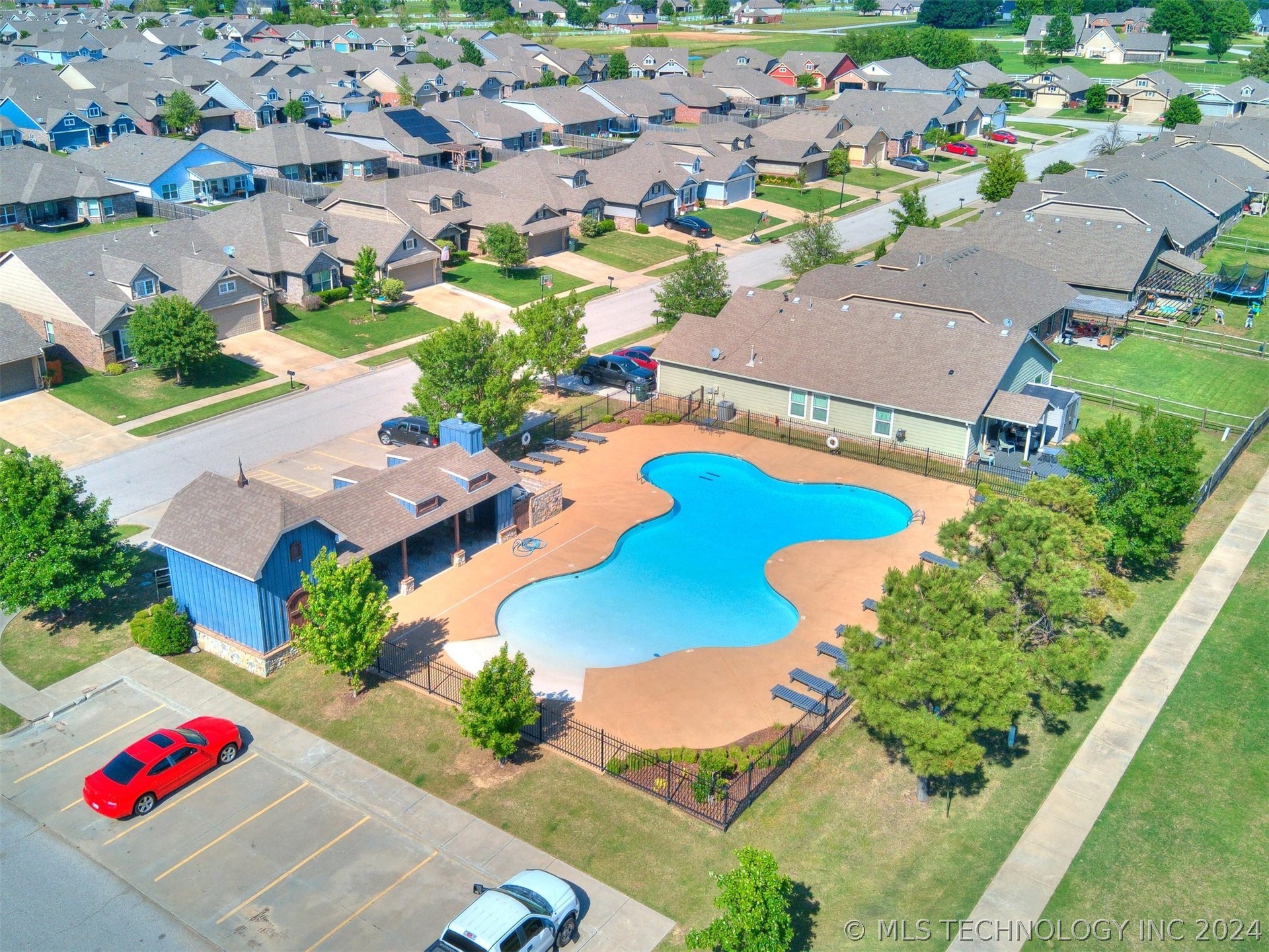 14502 E 114th Street North