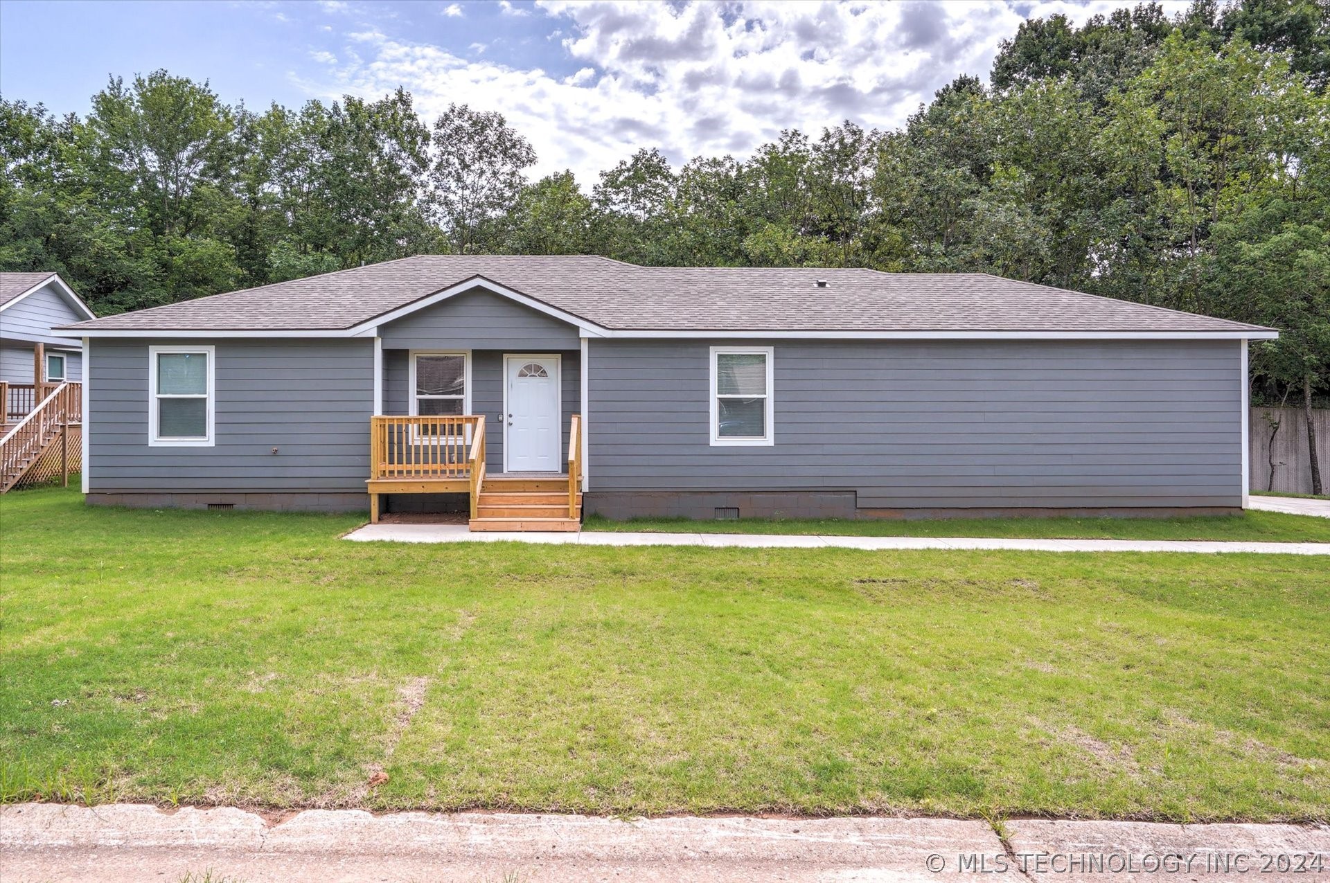15587 S 292nd East Avenue