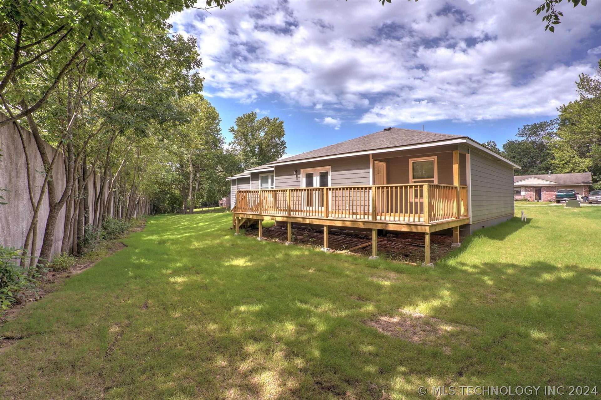 15587 S 292nd East Avenue