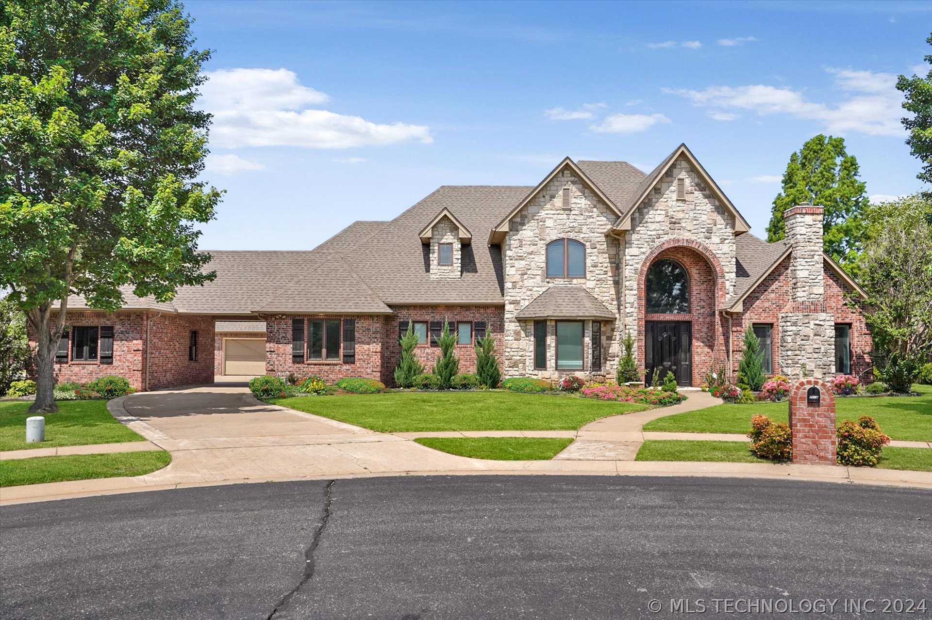 7504 S 3rd Street