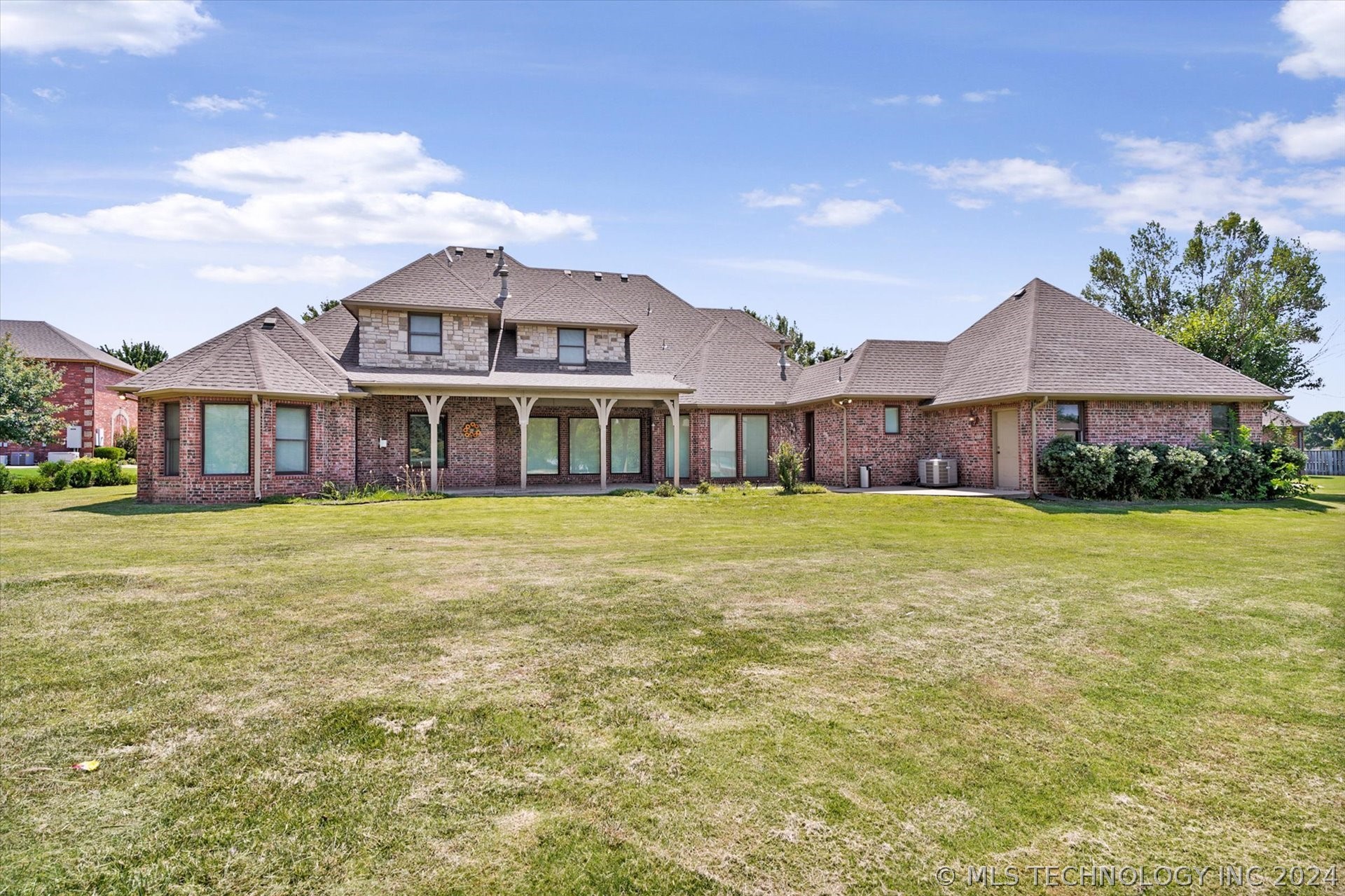7504 S 3rd Street