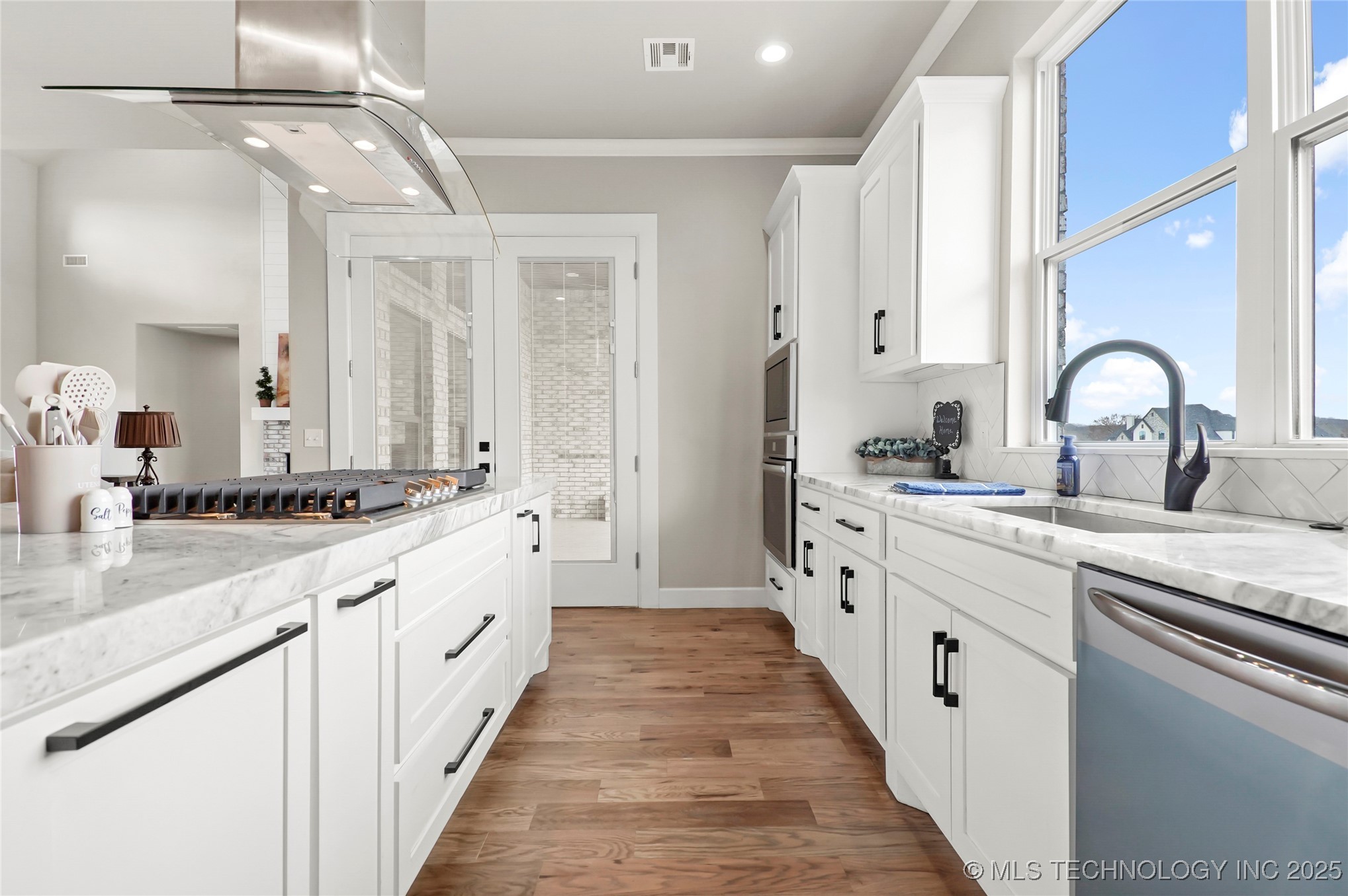6718 S 310th Place