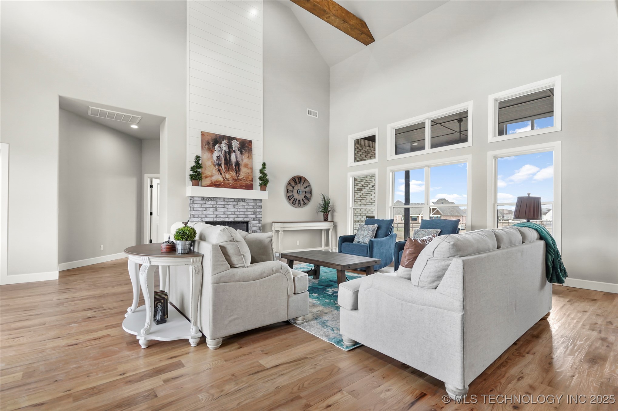 6718 S 310th Place
