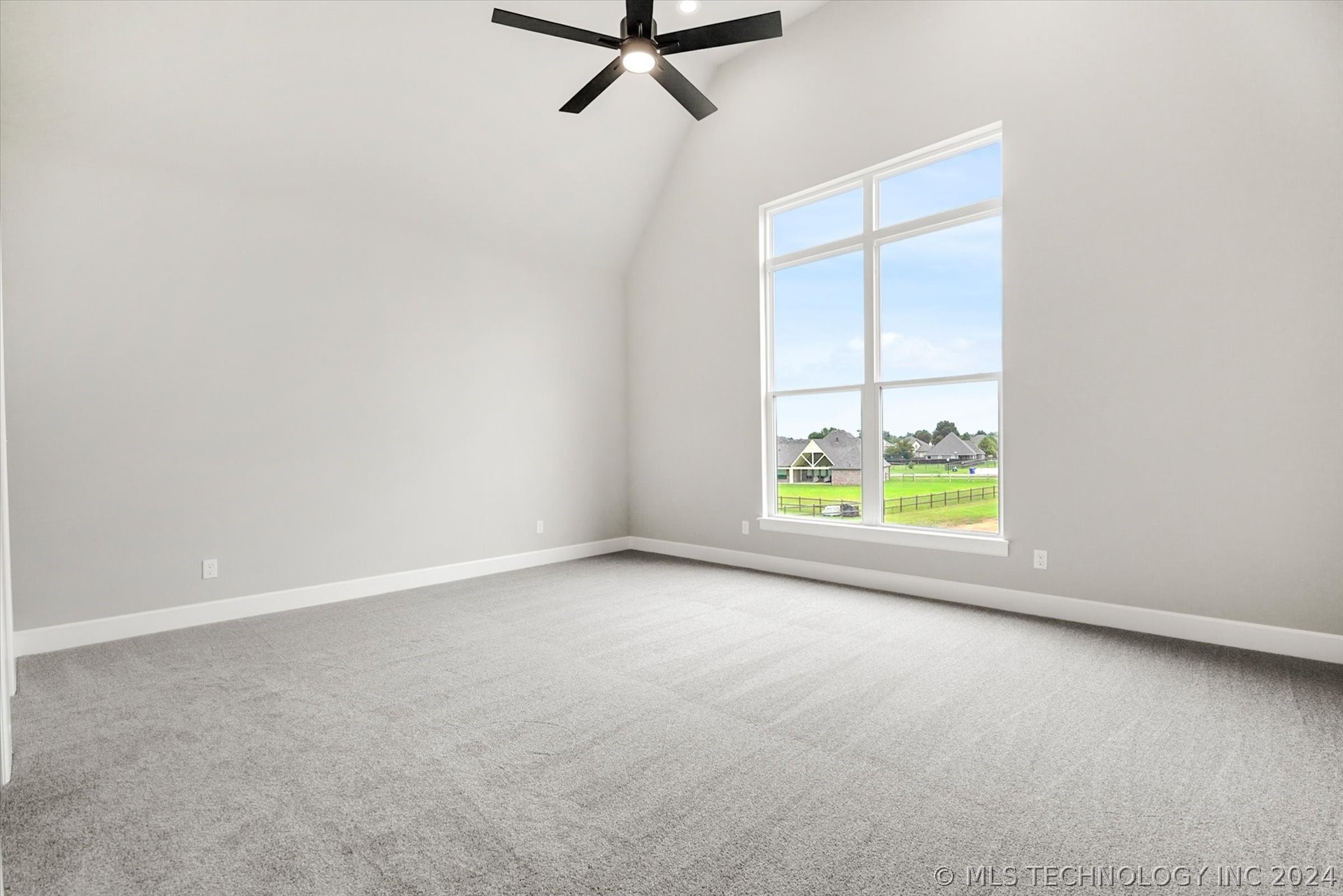 6718 S 310th Place