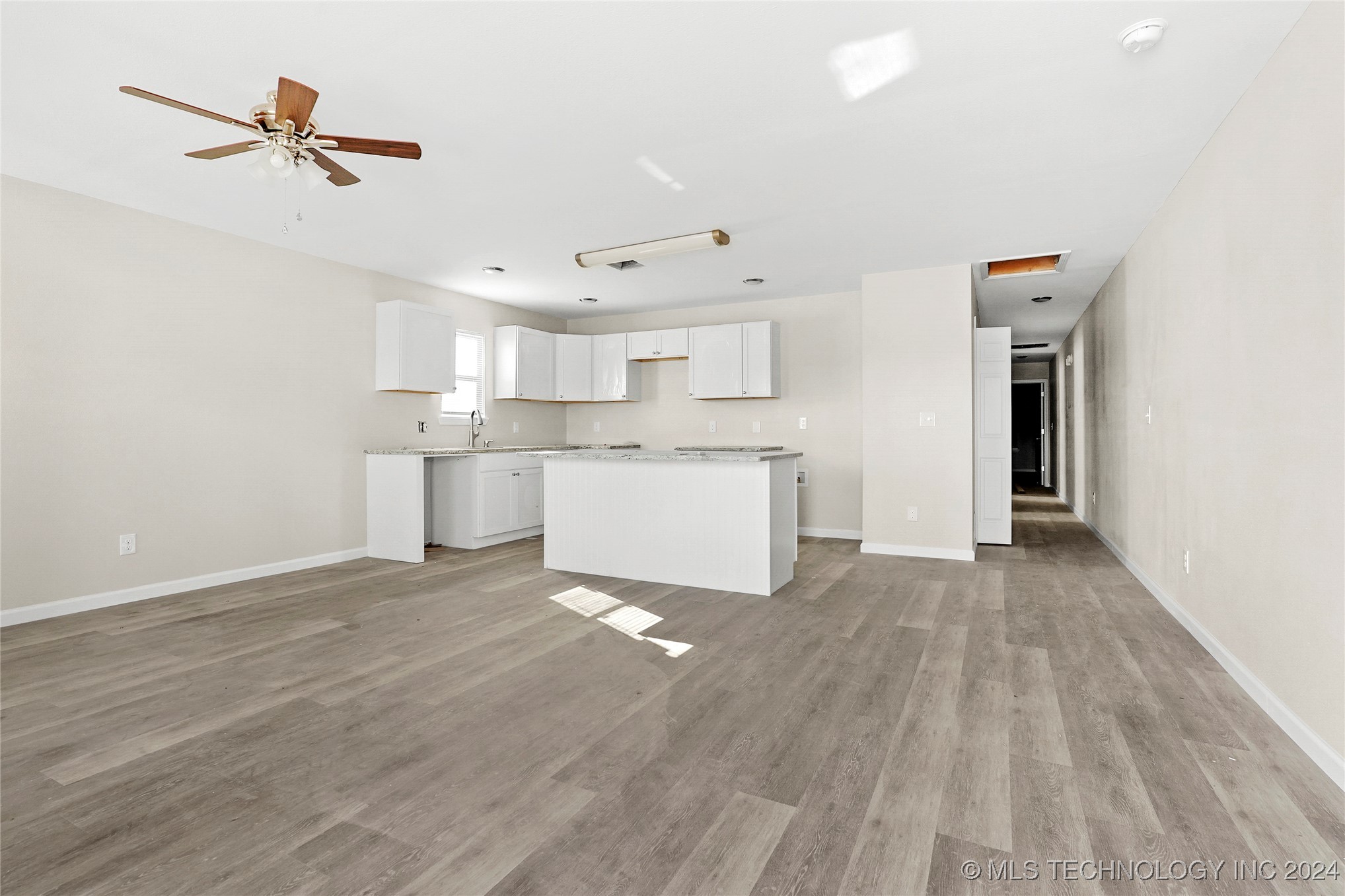 4116 W 56th Place