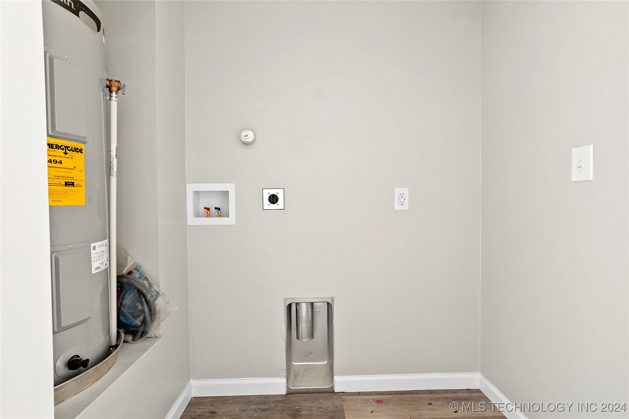 4116 W 56th Place