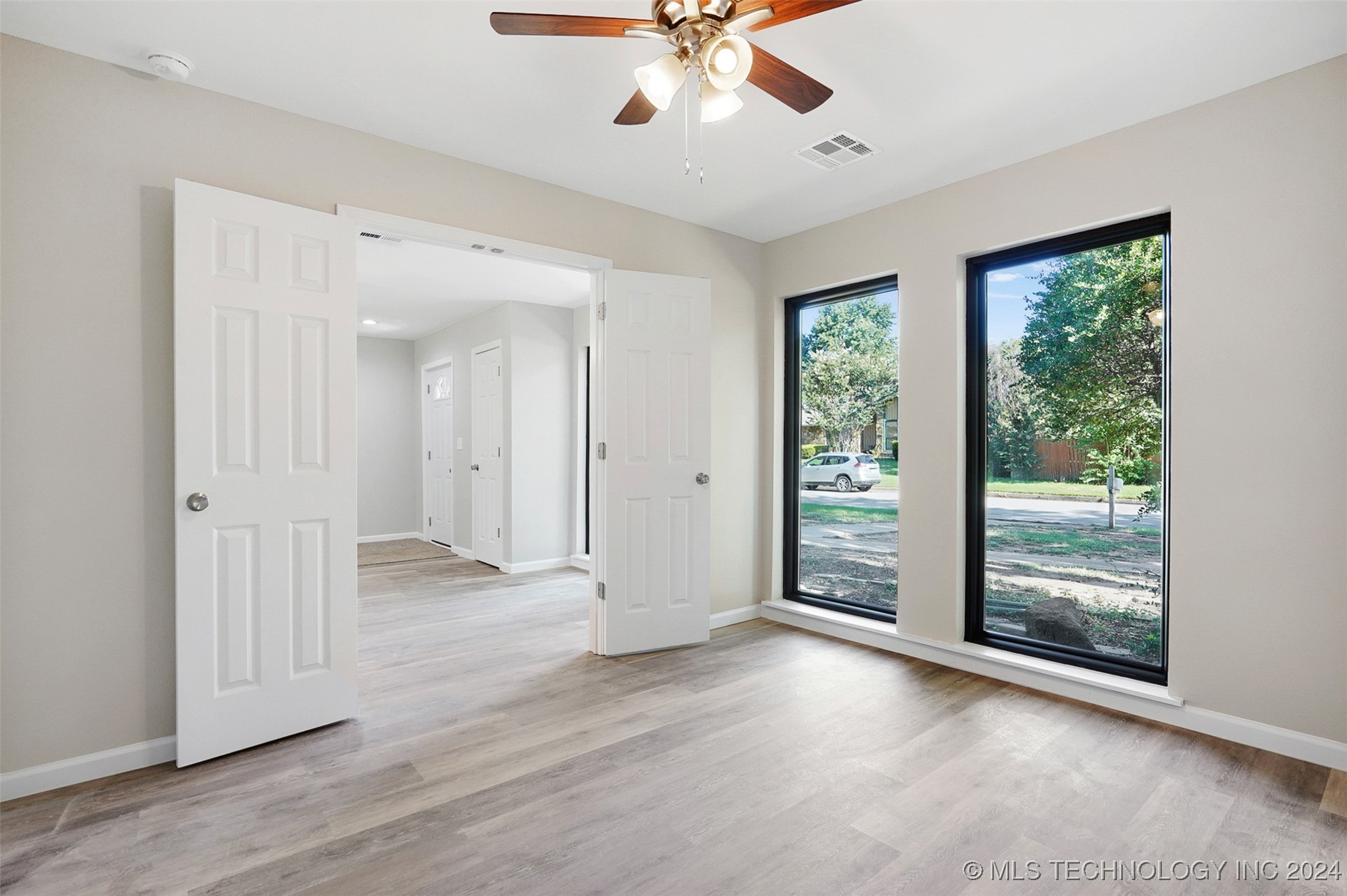 7012 E 89th Place