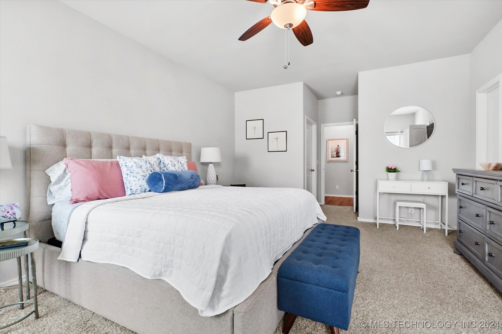 1903 W Imperial Street
