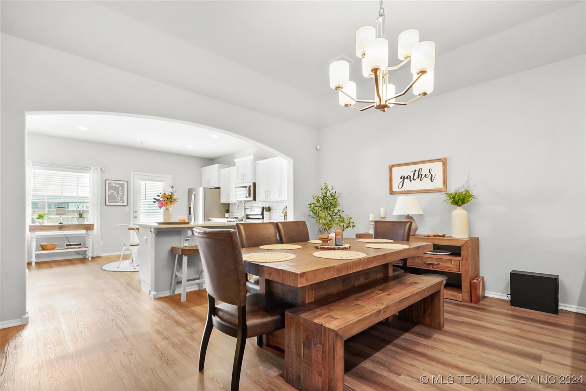 1903 W Imperial Street