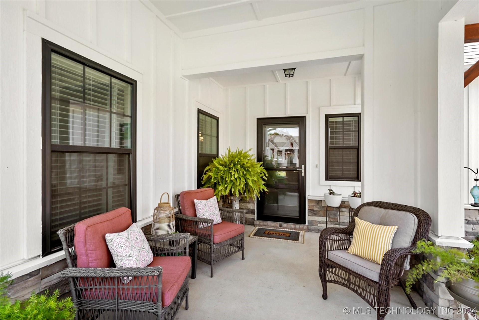 1903 W Imperial Street