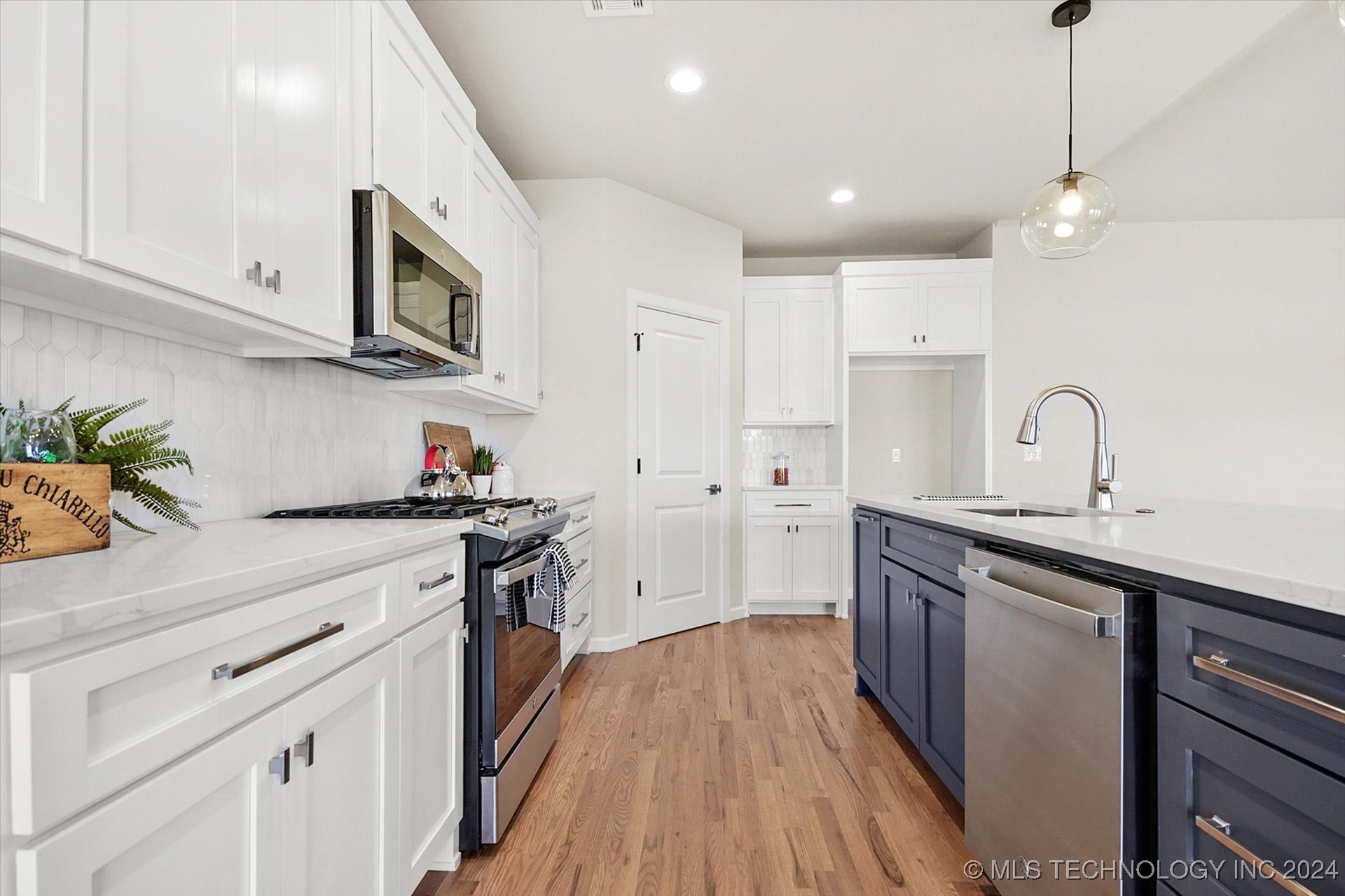 27745 E 109th Place S